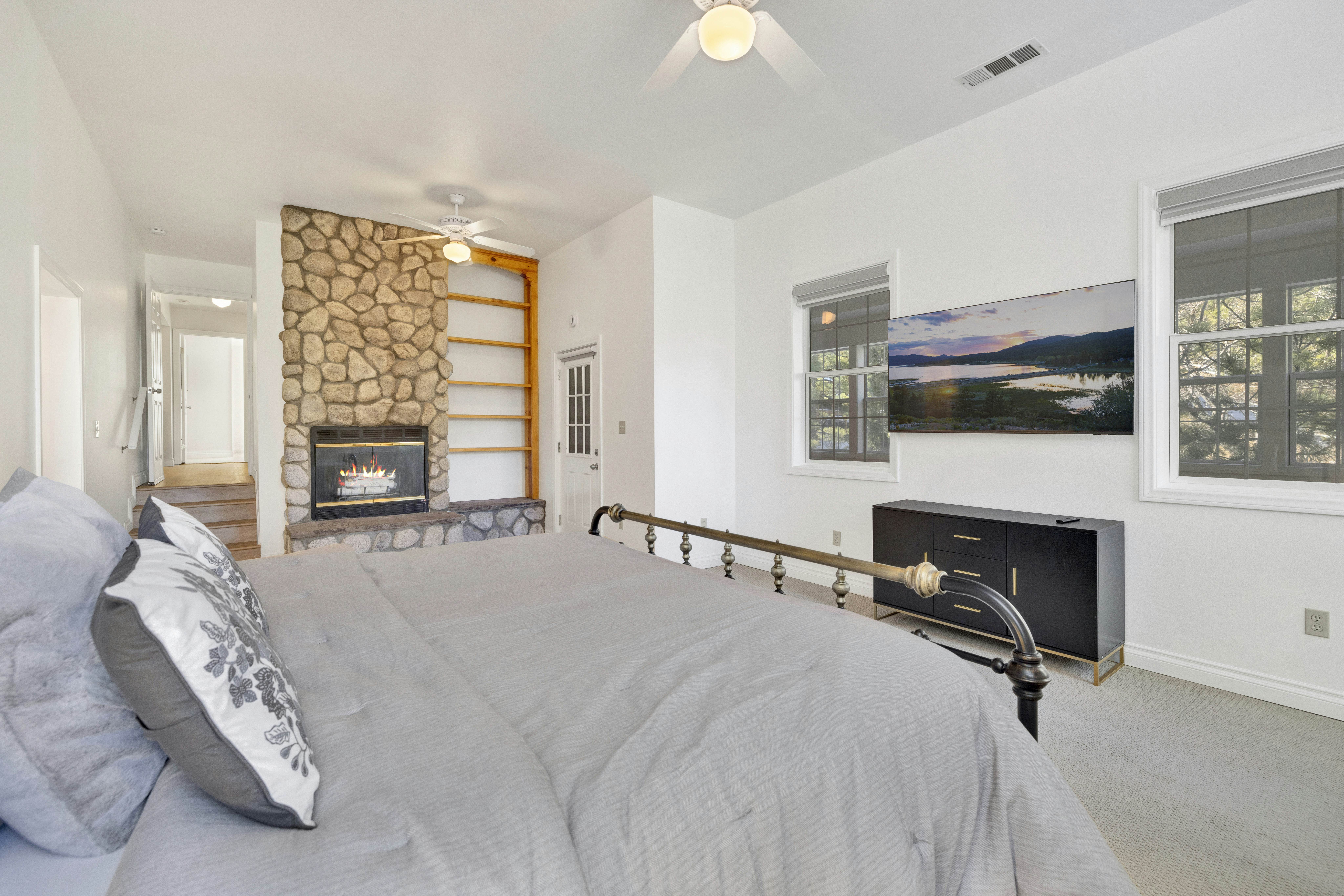 2524-Castlewood Retreat