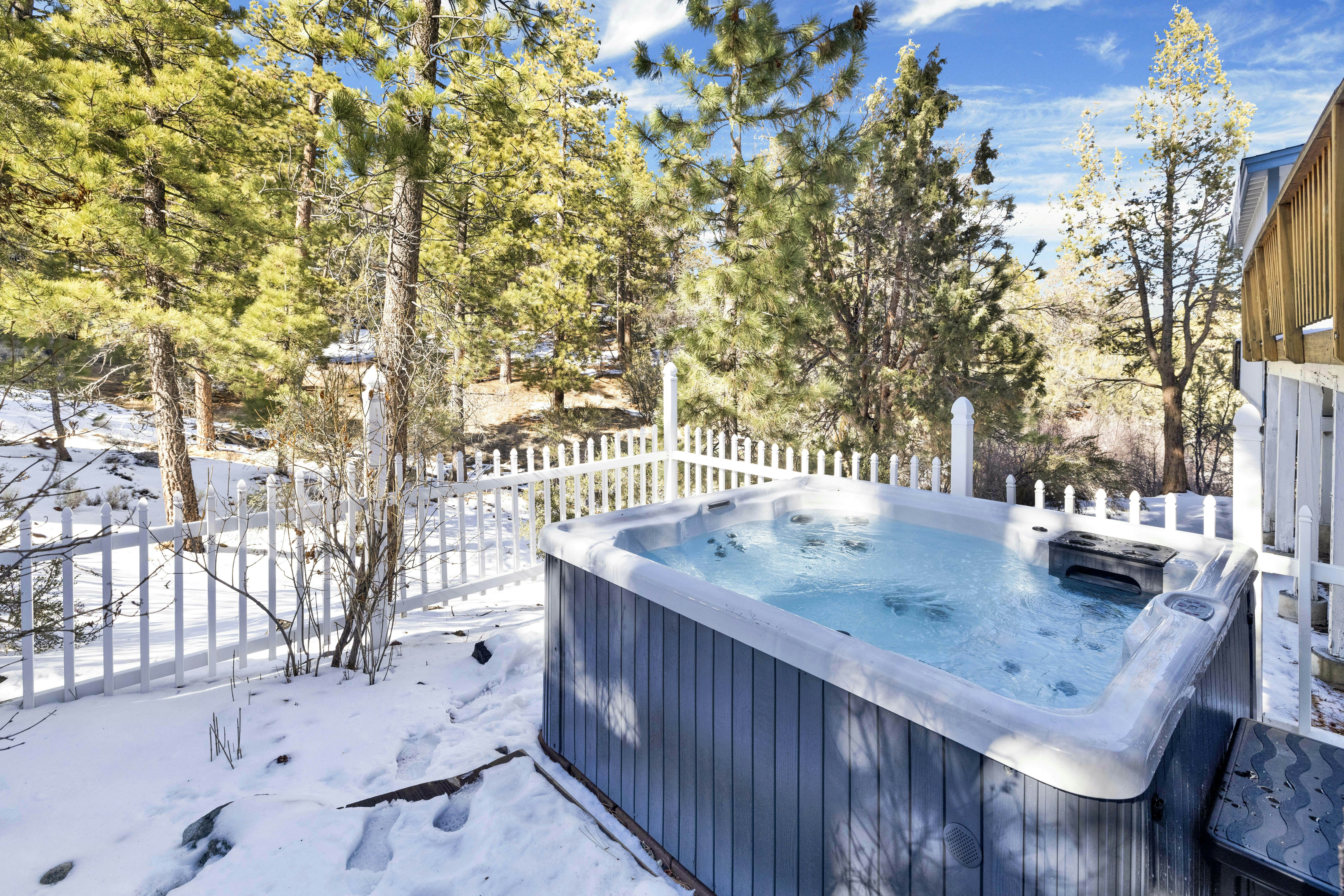 2524-Castlewood Retreat