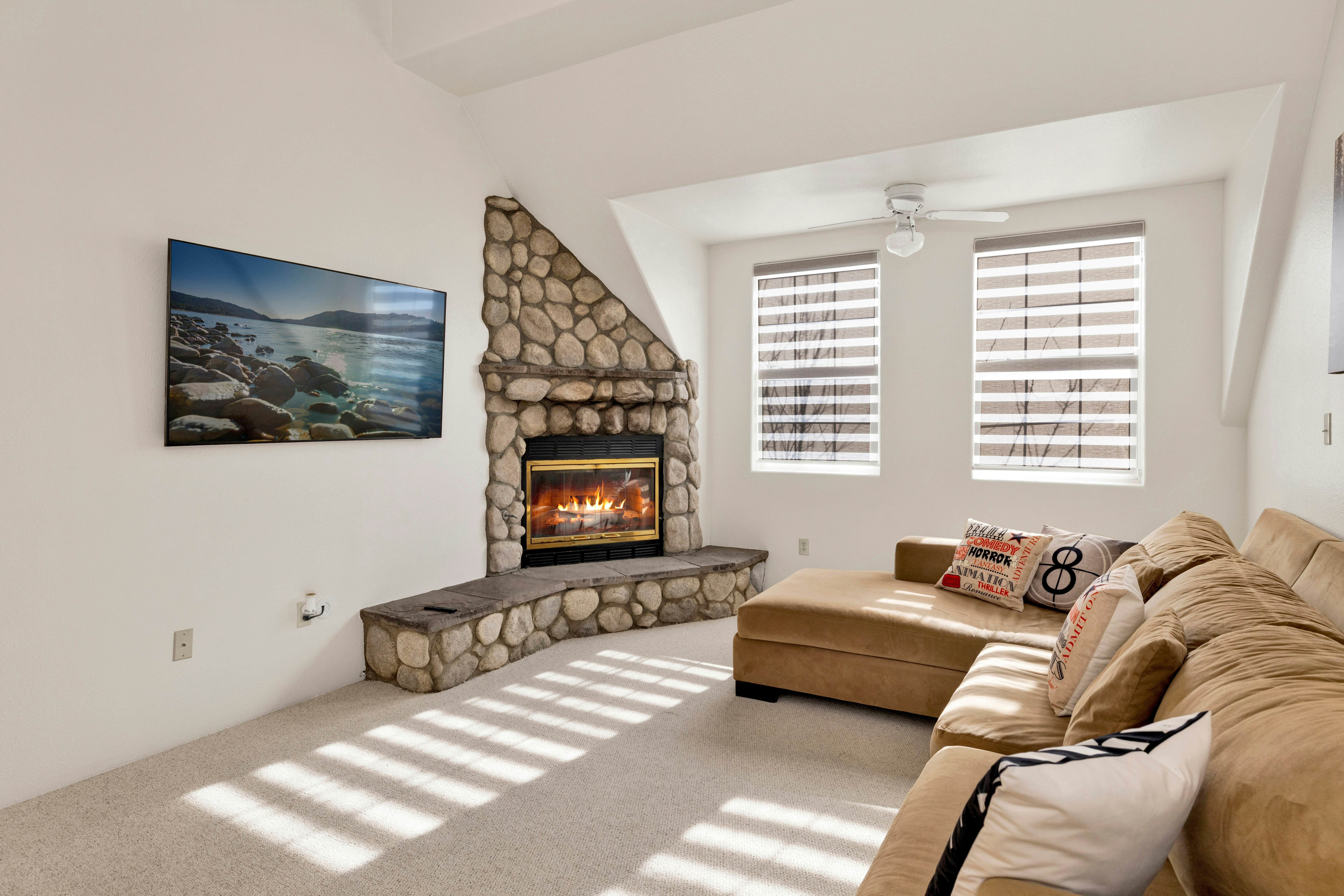 2524-Castlewood Retreat