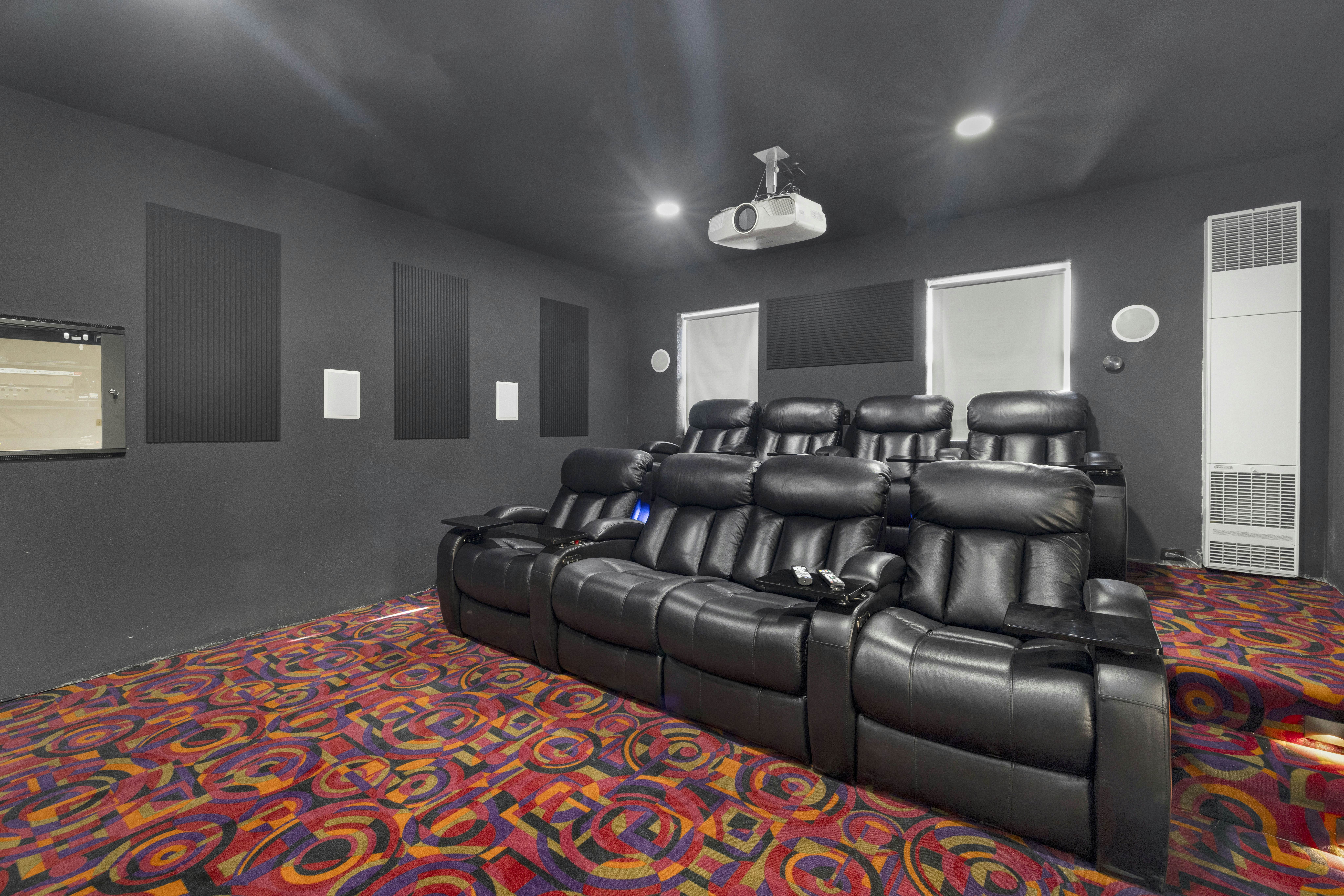 2524-Castlewood Retreat