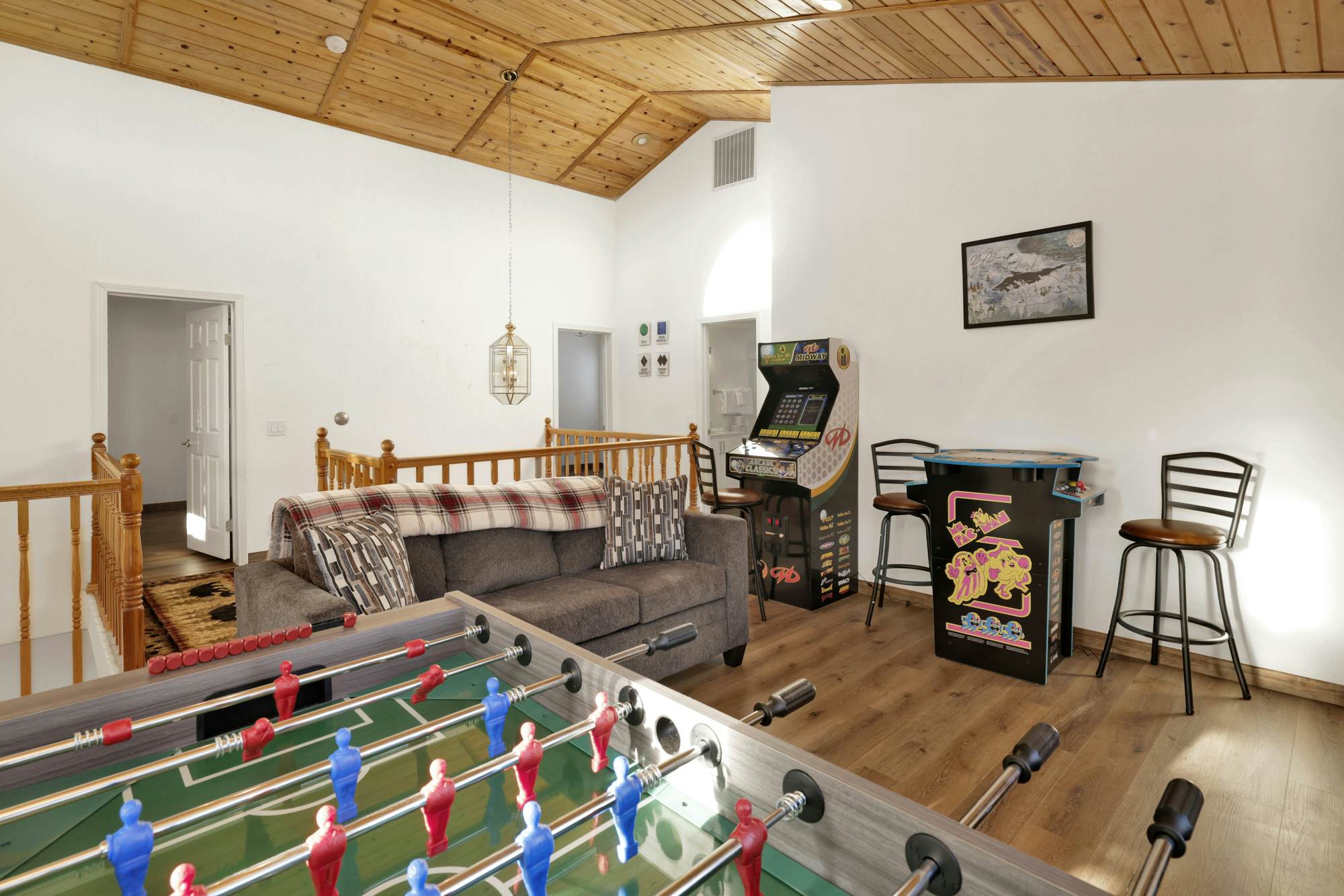 2530-Moonridge Heaven