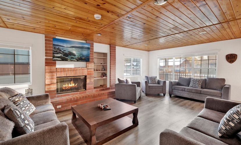 Moonridge Heaven - Fun Packed Central Family Retreat w/ Hot Tub + Games