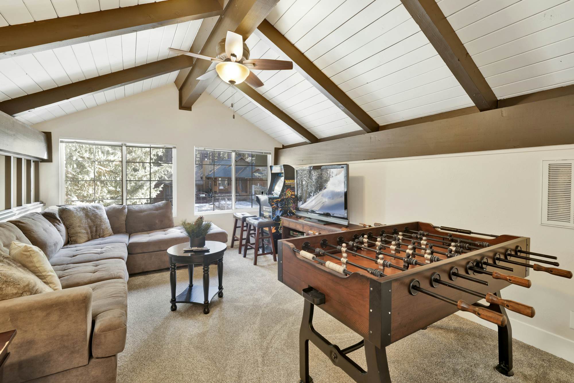 2542-Bear Paws and Rest Retreat