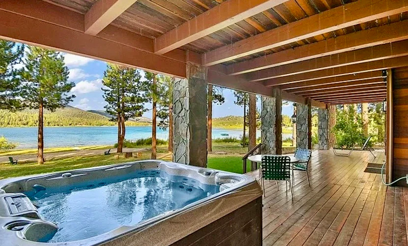 Bear Lake Lodge Lakefront | Incredible Lake House Chalet