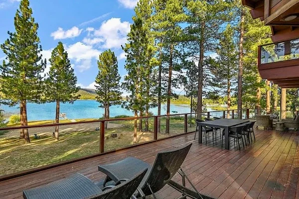 Bear Lake Lodge Lakefront | Incredible Lake House Chalet