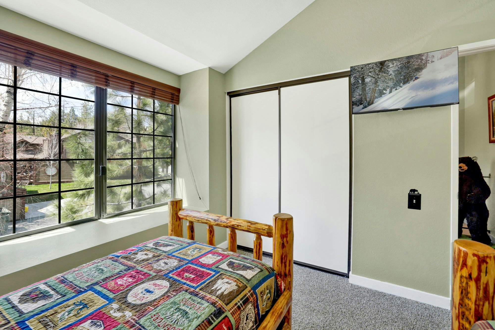 2548-Woodland Retreat