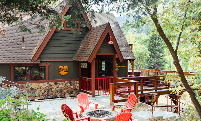 The Refugio at Big Bear - Central Moonridge Retreat w/ Hot Tub