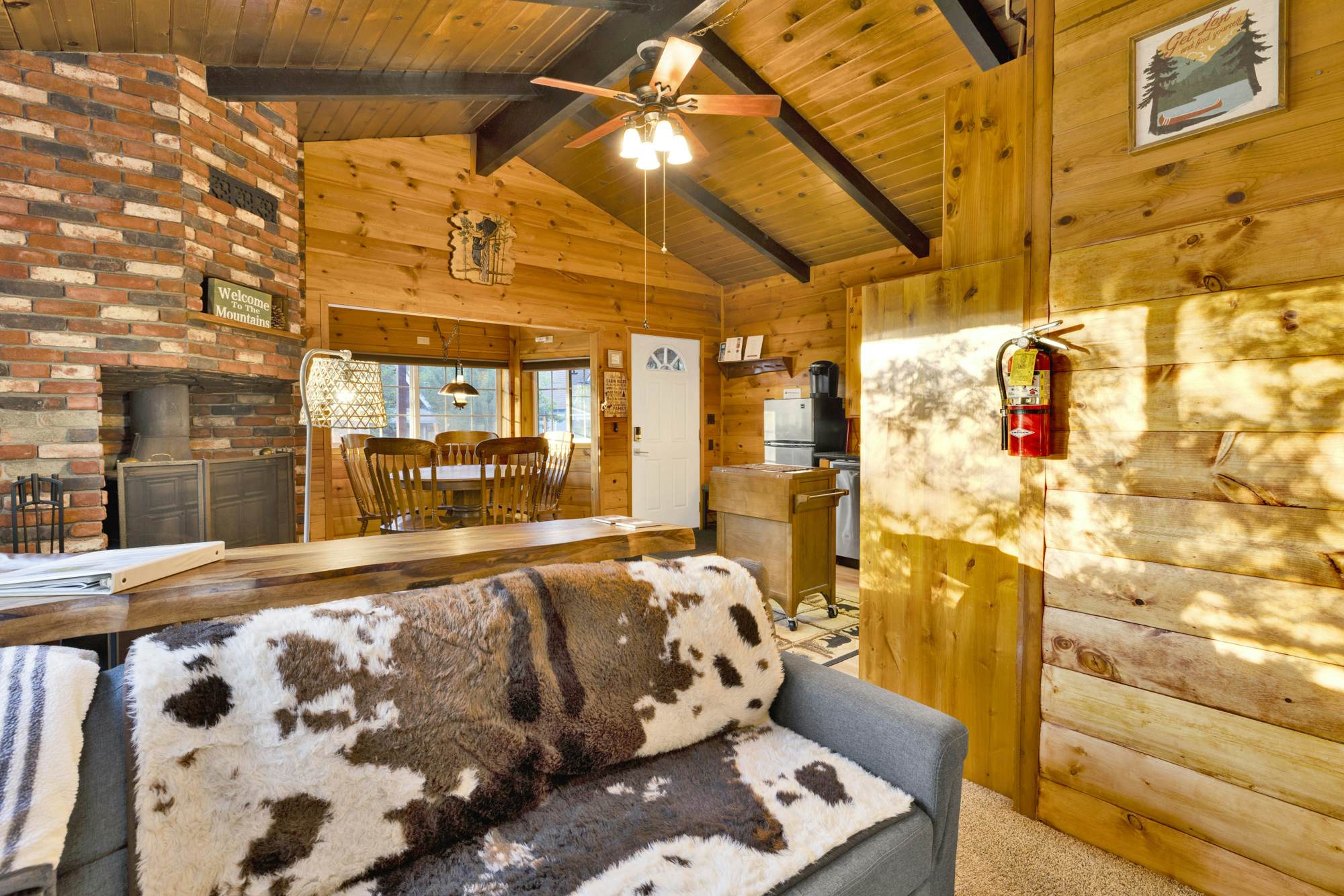 2560-Orchard Family Cabin