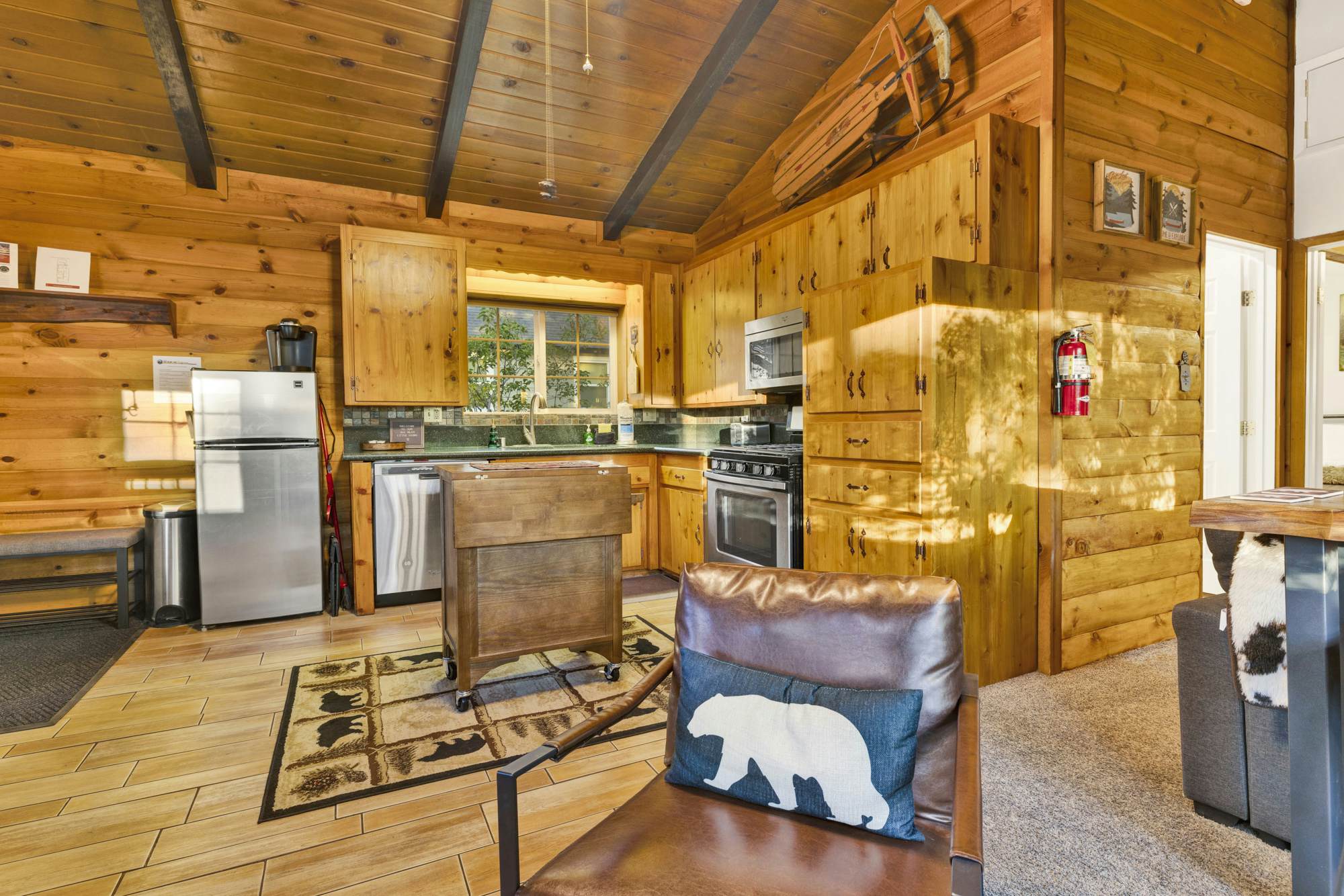 2560-Orchard Family Cabin