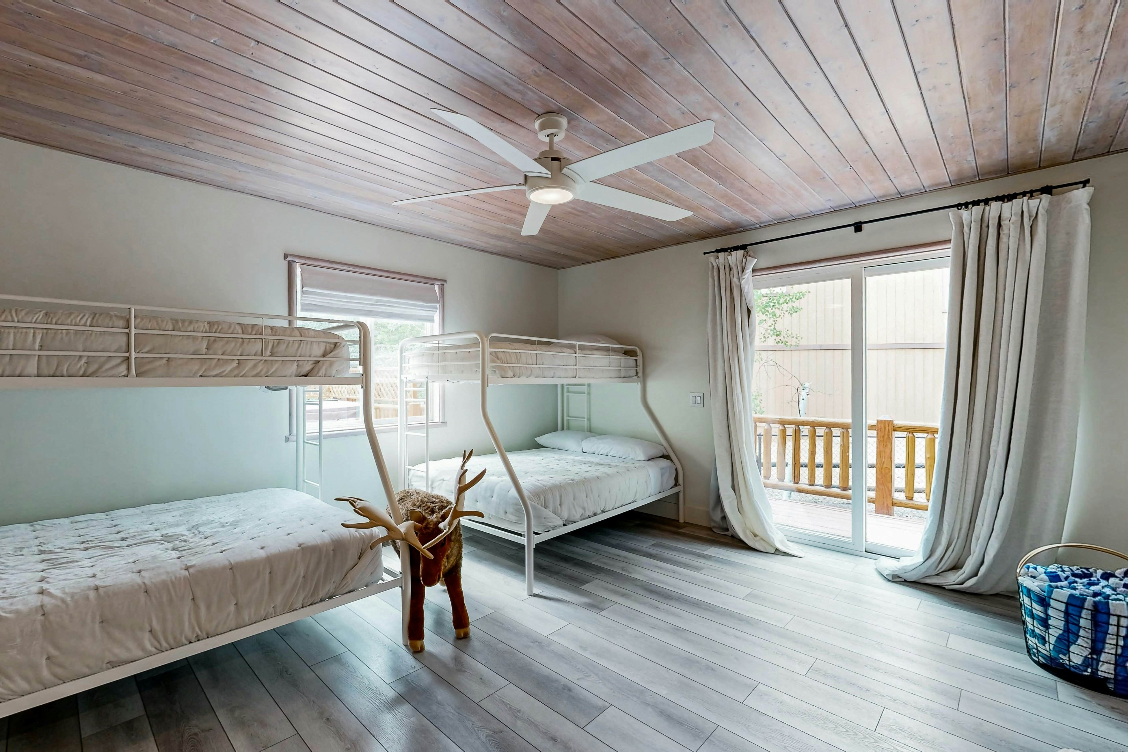 674-Big Bear White Skies