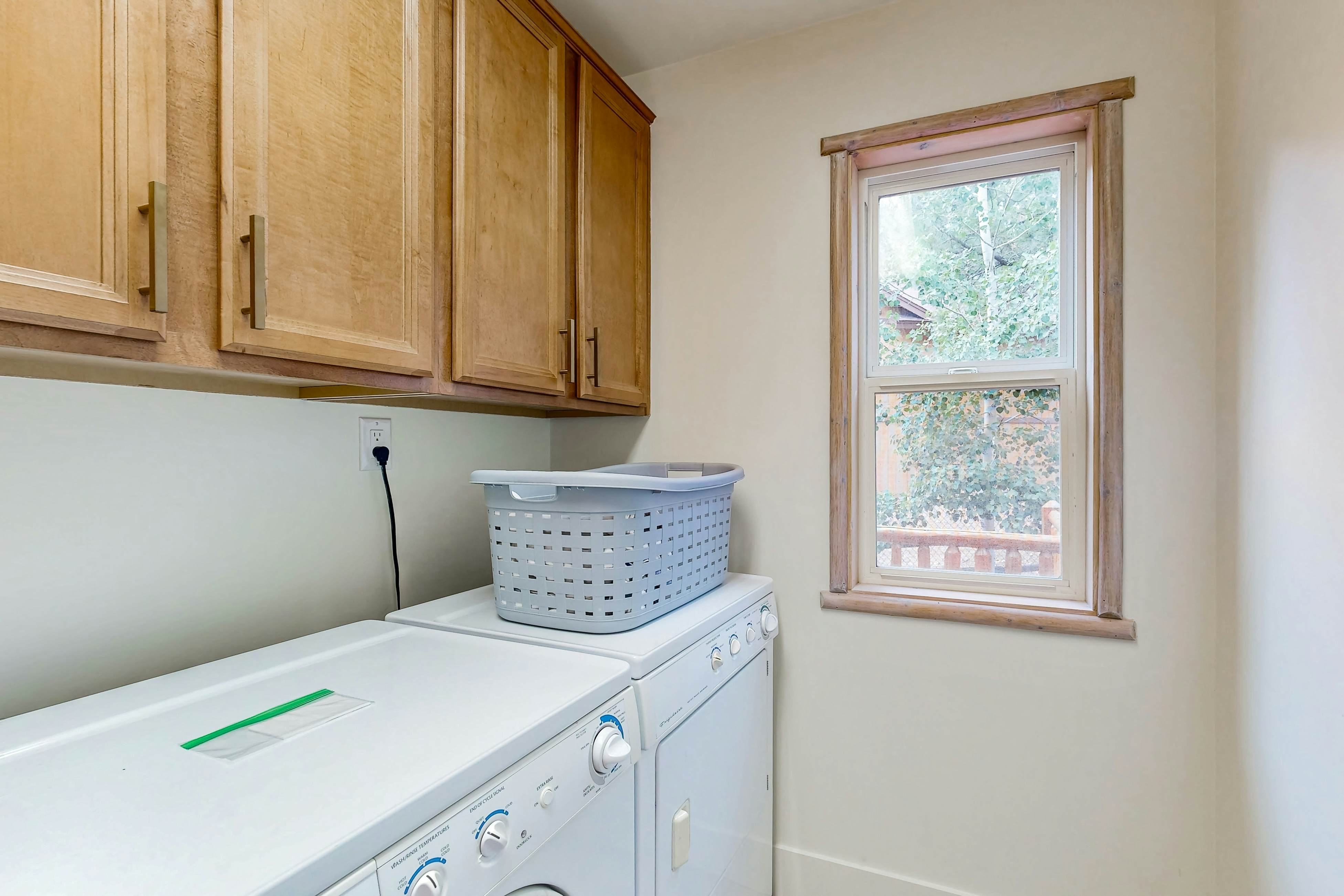 674-Big Bear White Skies