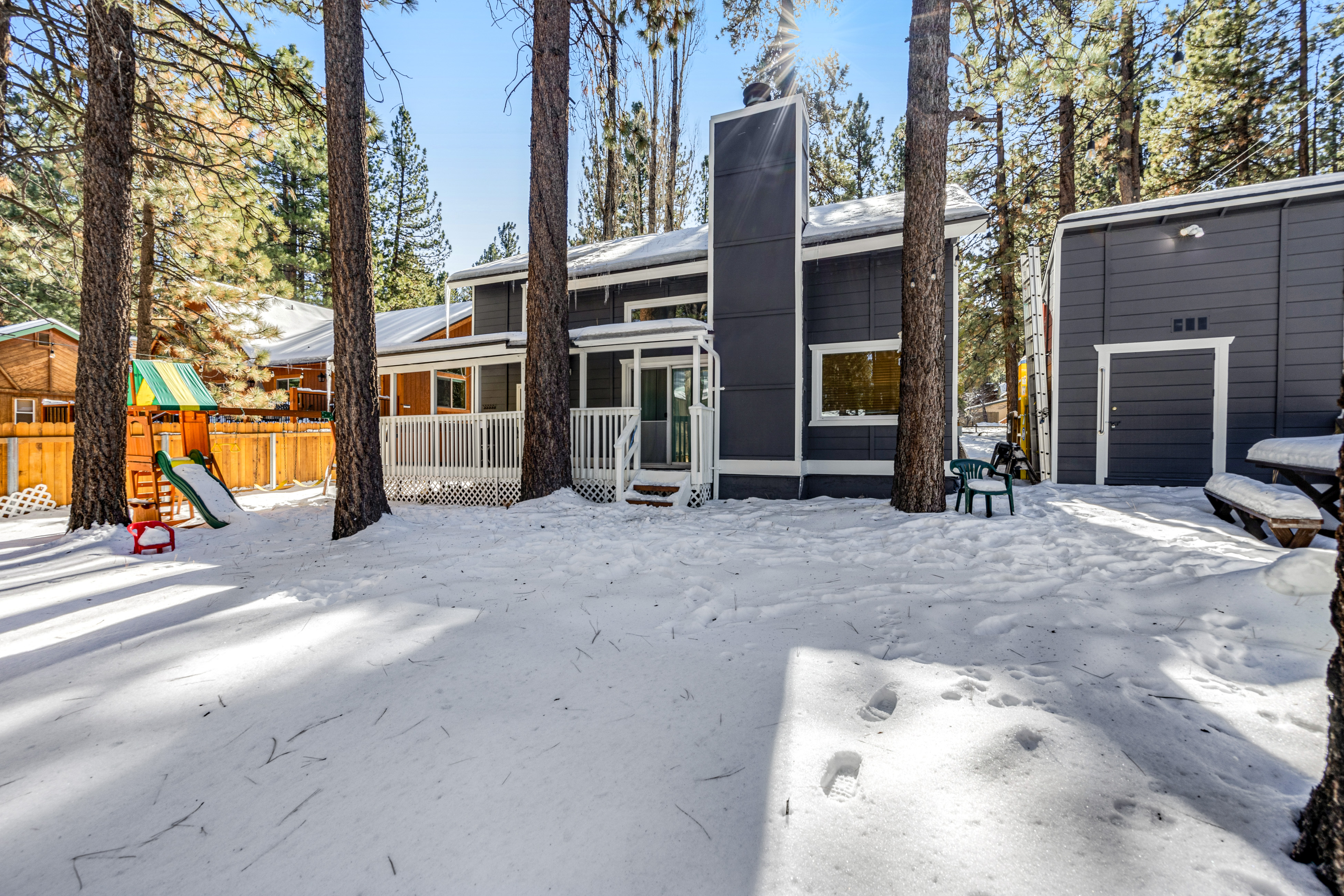 Moose-in' Around ~ Walk to Slopes Mountain Home with Private Hot Tub, Ski Locker.