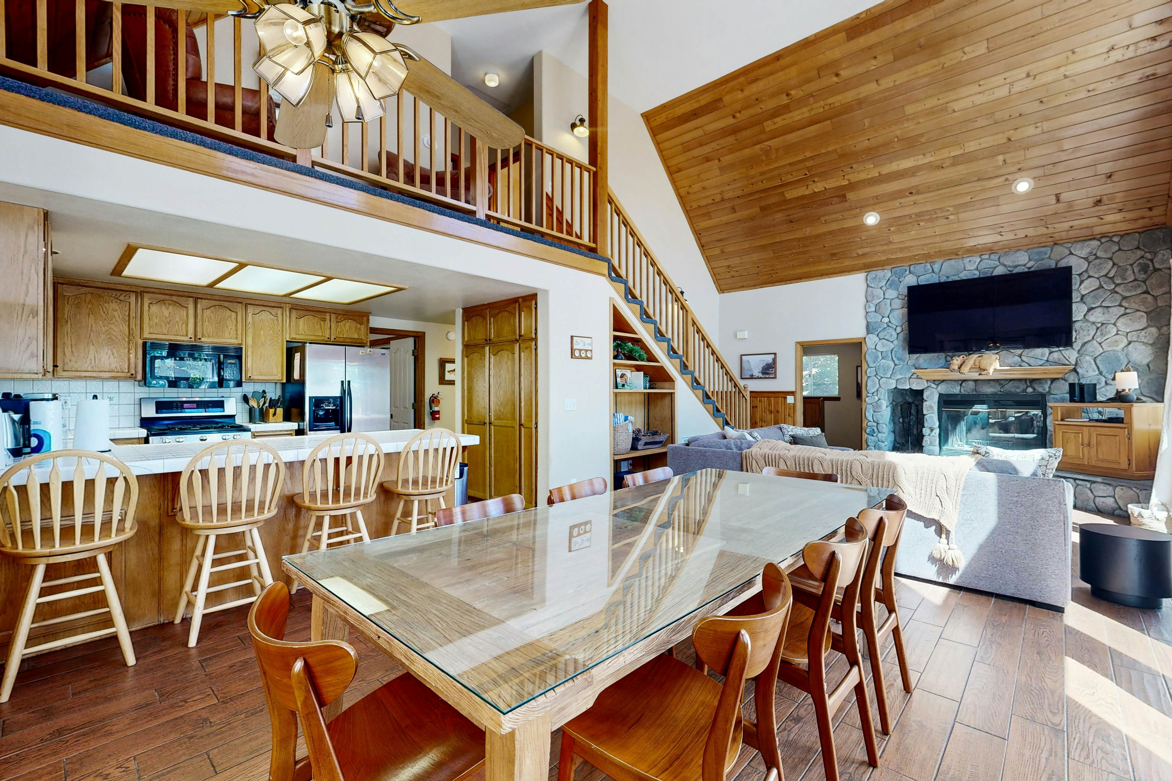 570-Moonridge Alameda