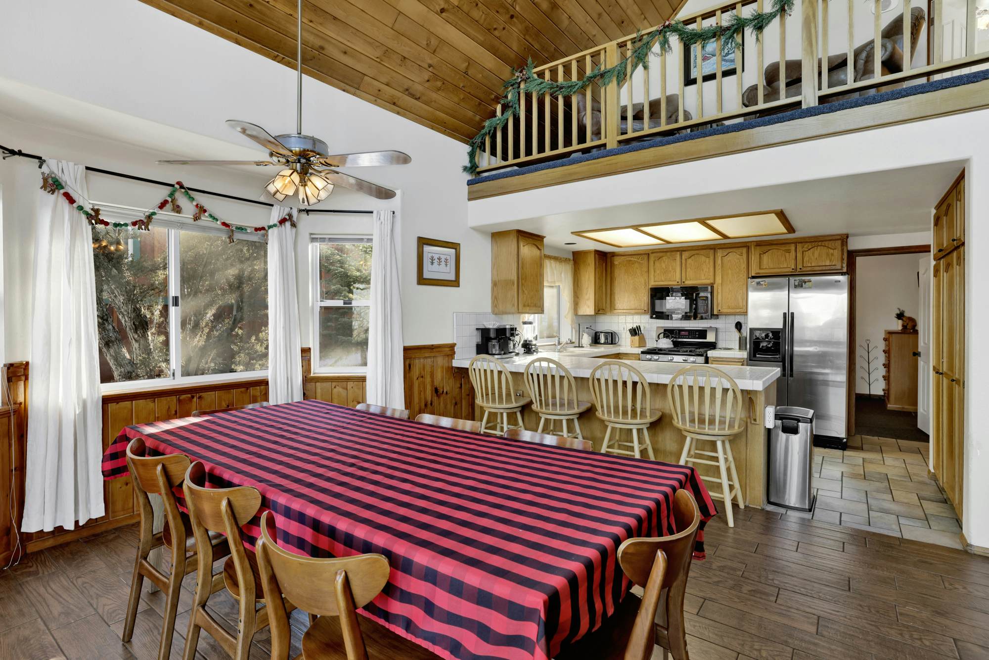 570-Moonridge Alameda