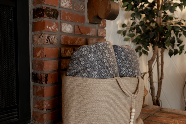 Balboa at Big Bear – Stylish Cabin with Hot Tub, Game Loft & Private Sports Court