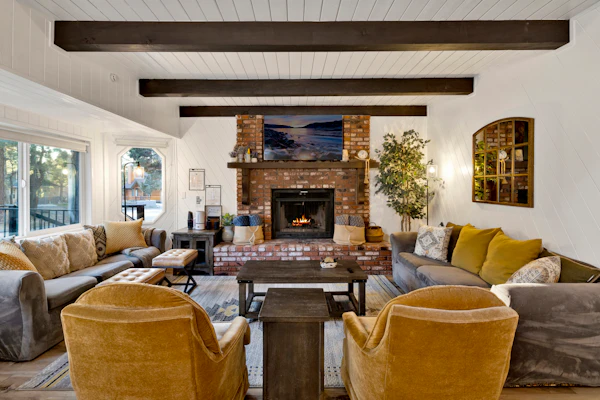 Balboa at Big Bear – Stylish Cabin with Hot Tub, Game Loft & Private Sports Court