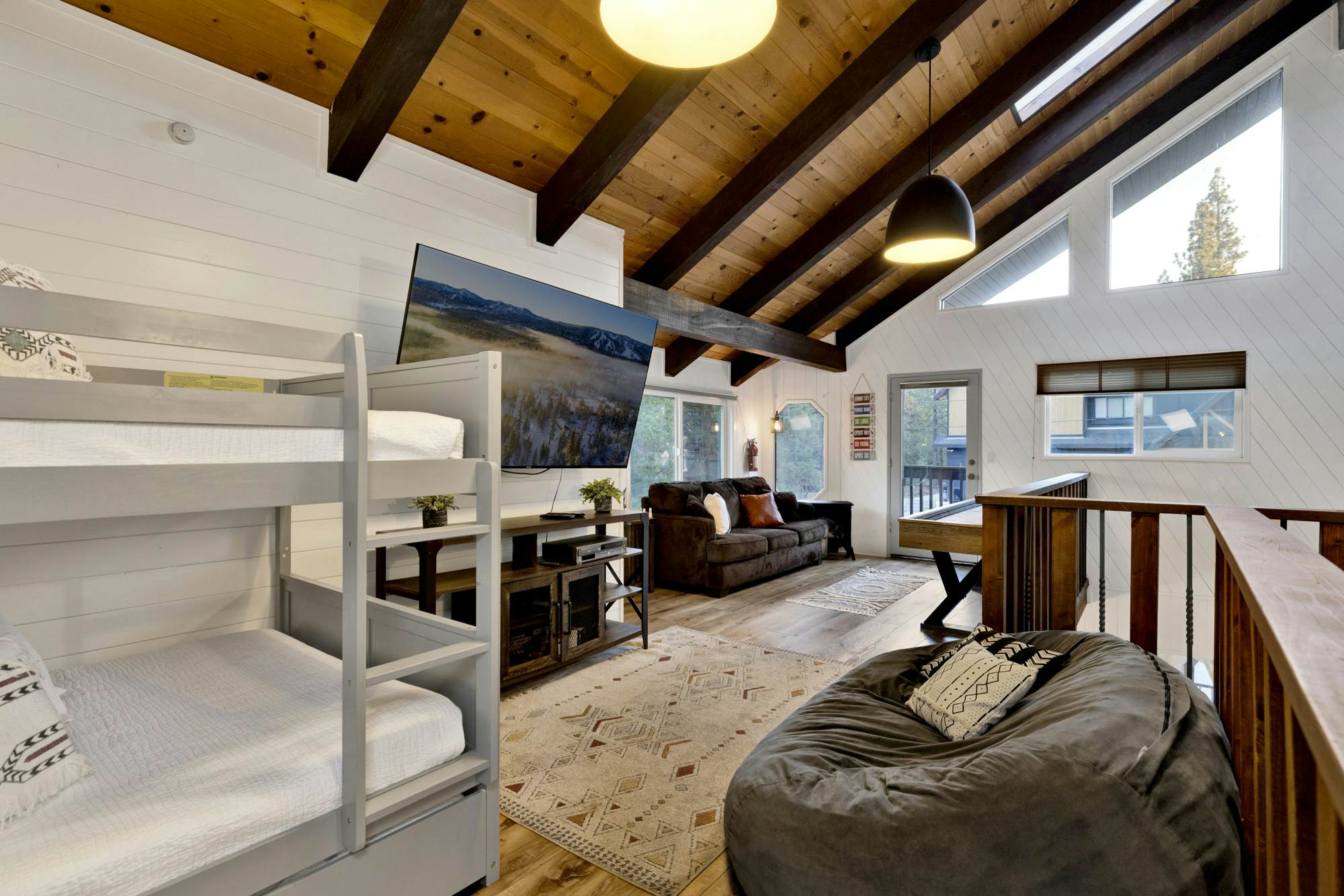 404-Balboa at Big Bear