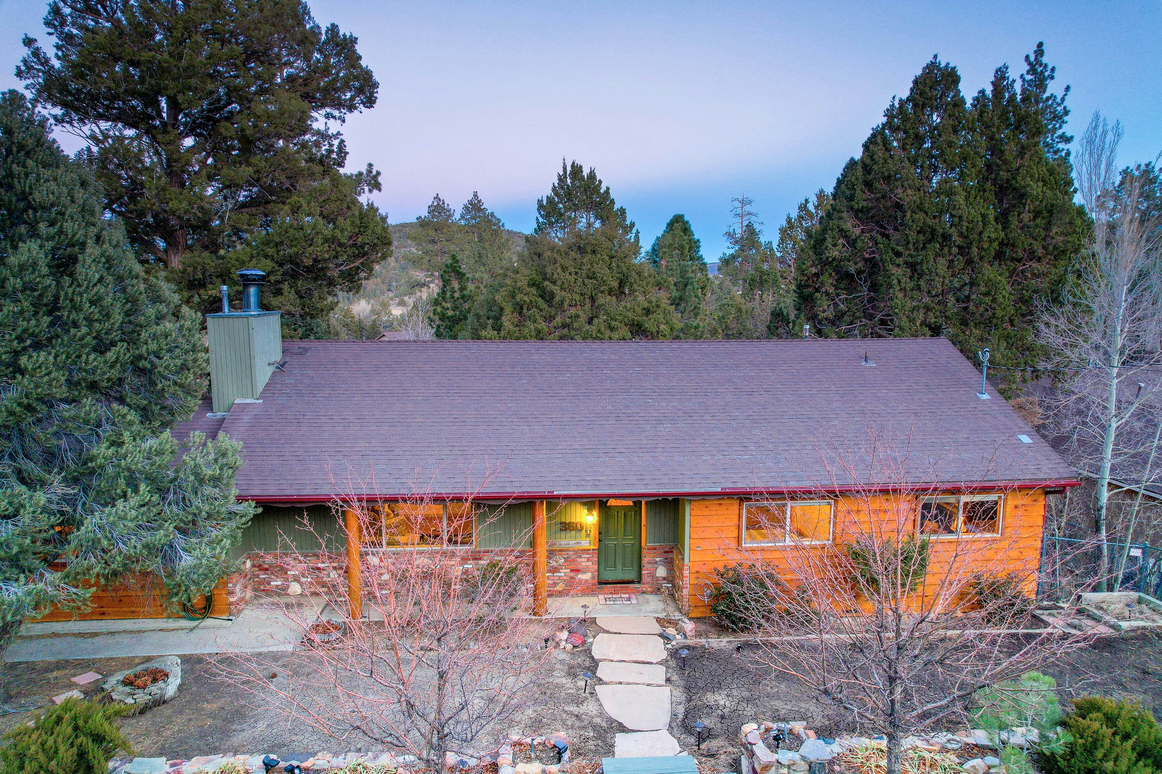 610-Entertainment Cabin