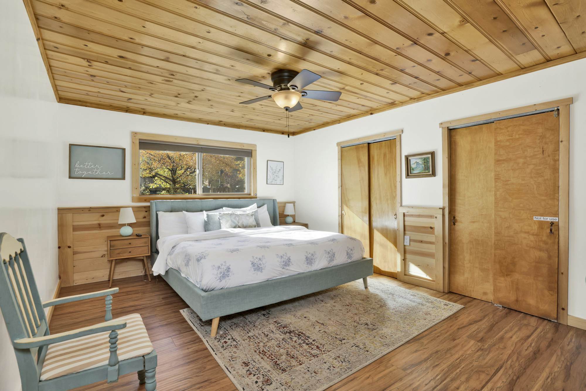 610-Entertainment Cabin