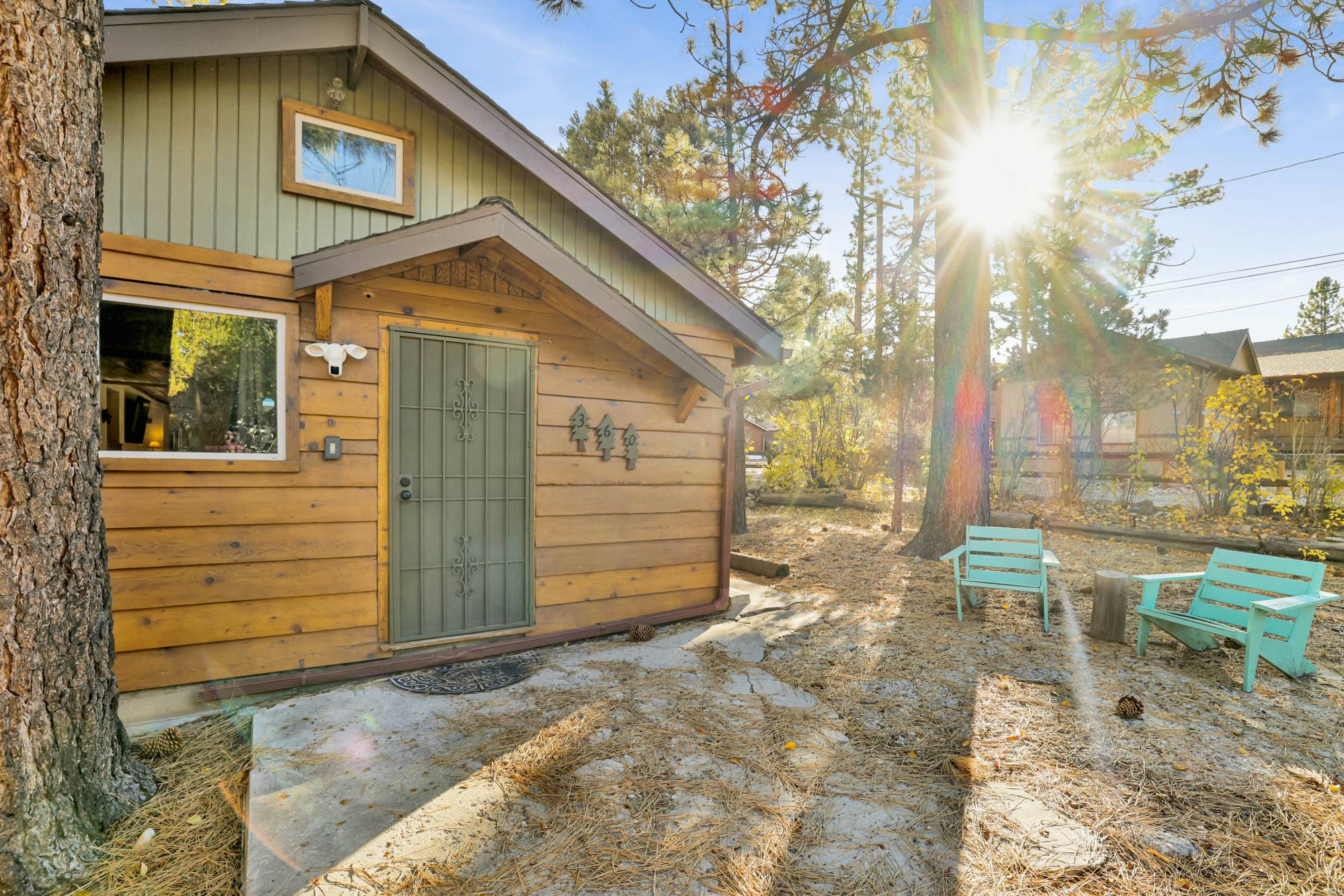 610-Entertainment Cabin