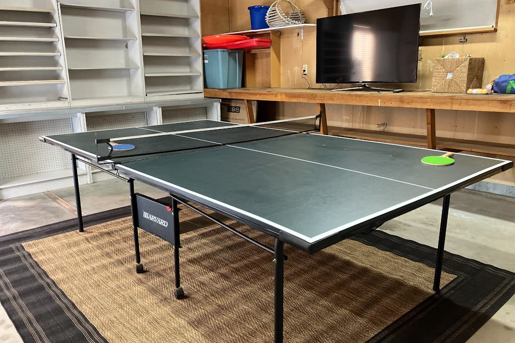 Big Bear Bungalow ~ Cozy Mountain home with fenced yard, grill, fireplace, & washer/dryer