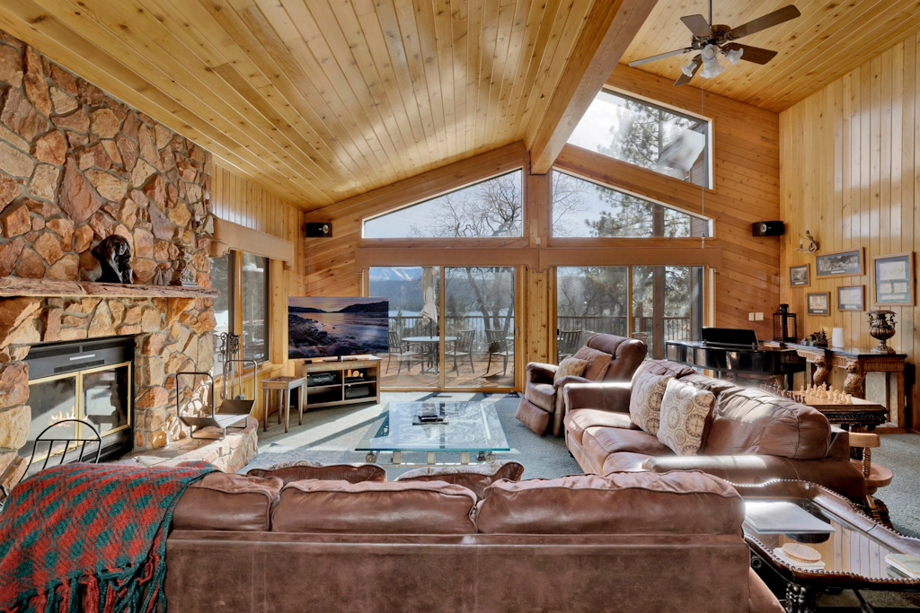 Big Bear 7th Heaven #714