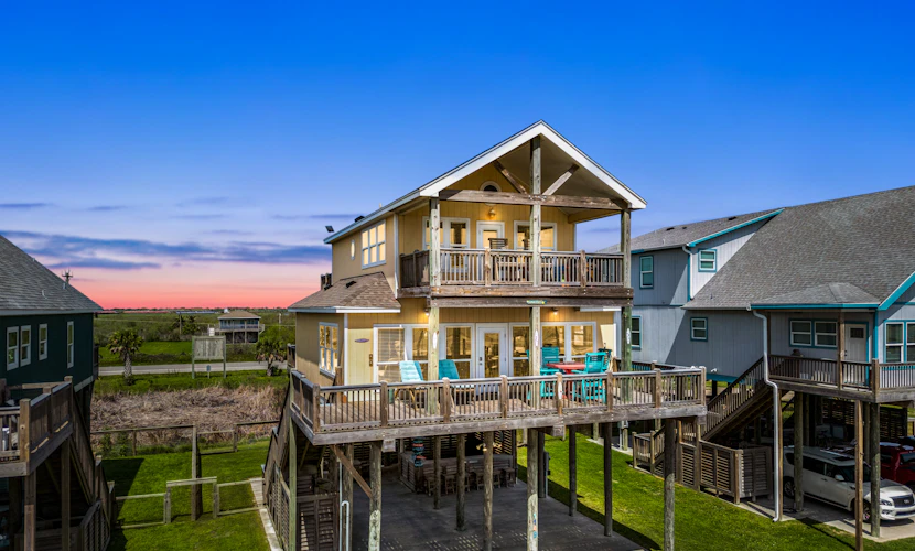 4BR Home | Hot Tub, Game Room & Ocean Views