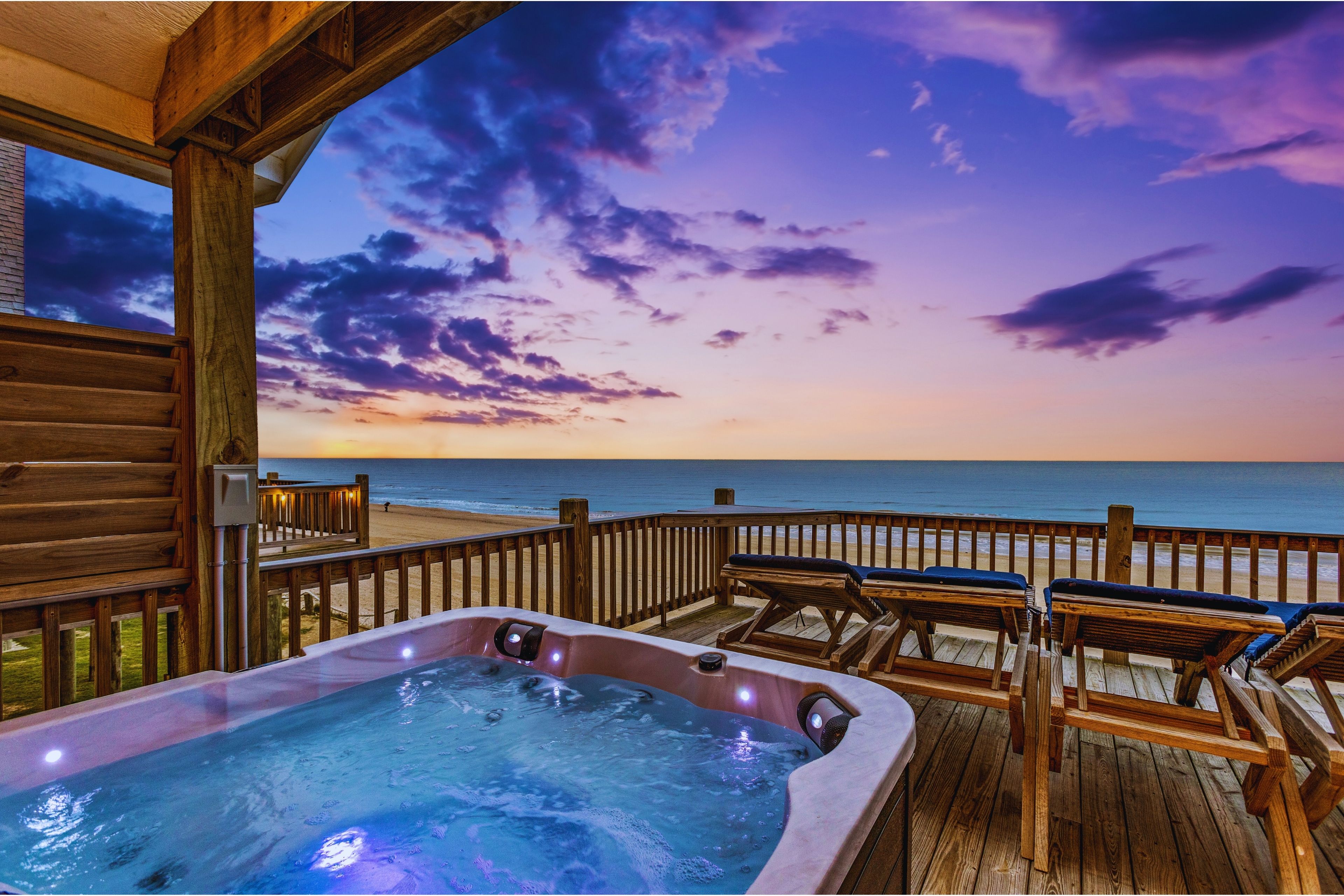 Beachfront | Ocean Views, Loft, Game Room & Bar