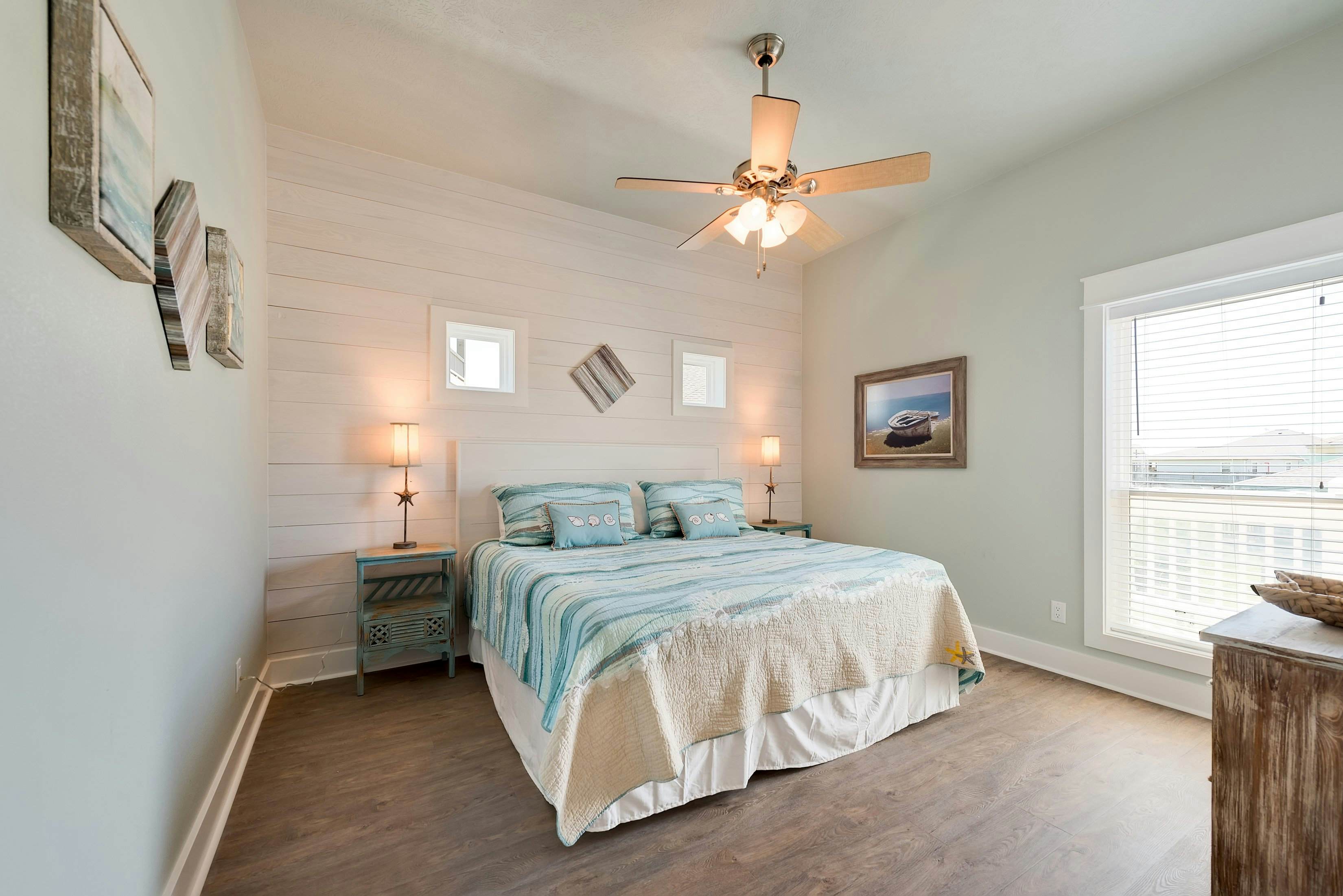 Diamond in the Dunes