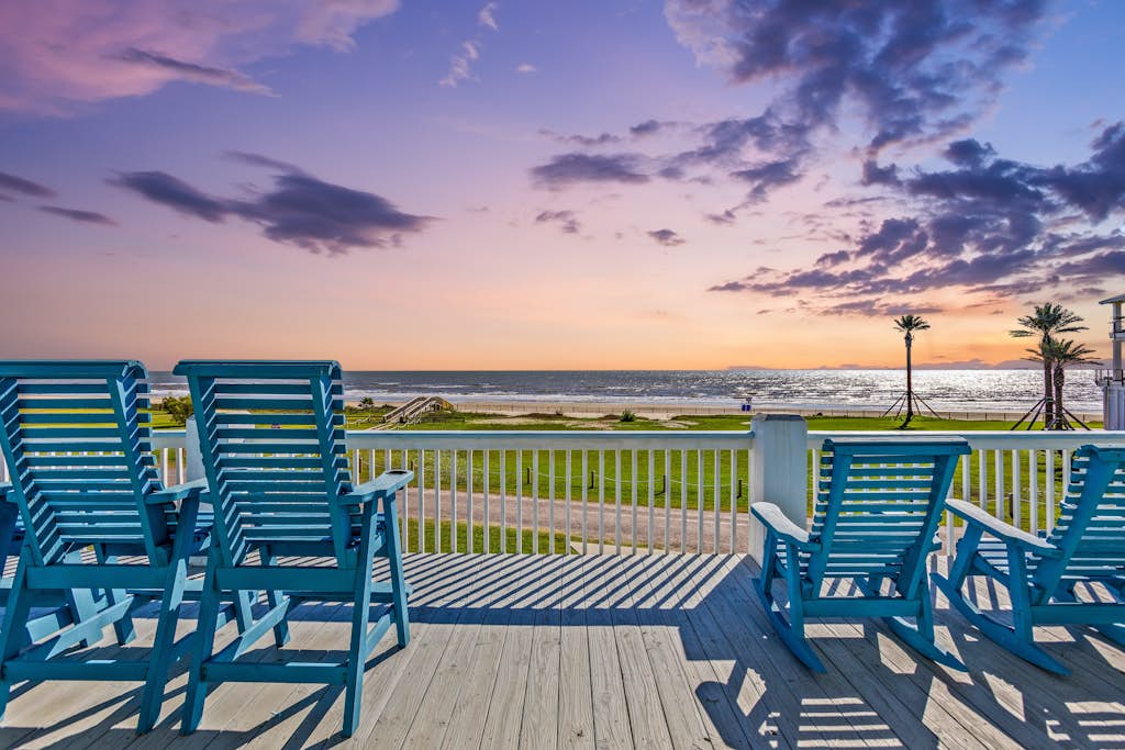 Luxury Beachfront I Hot Tub, Firepit, Elevator & EV Charger