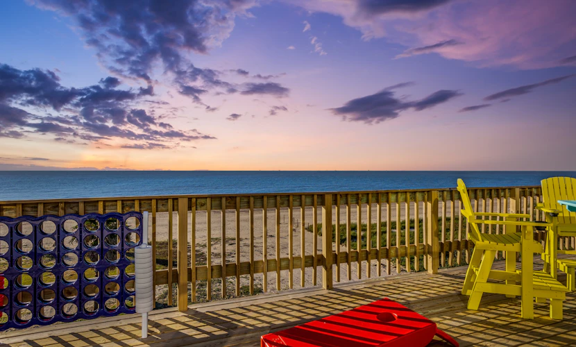 Spacious Getaway | Gulf Views & Gameroom Fun