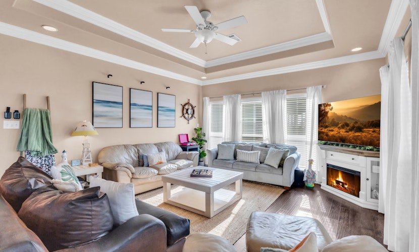 Escape | Steps to Beach | Large Deck | Group Ready