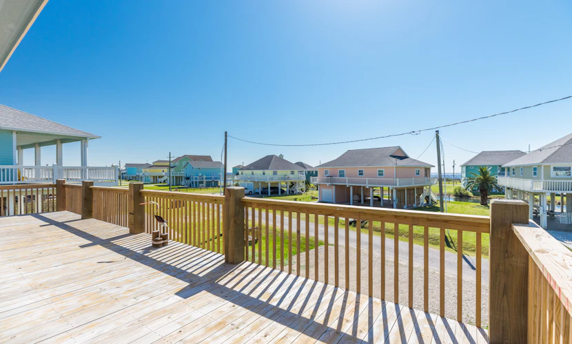 Stylish | New-Build | Steps to Beach | Gulf Views