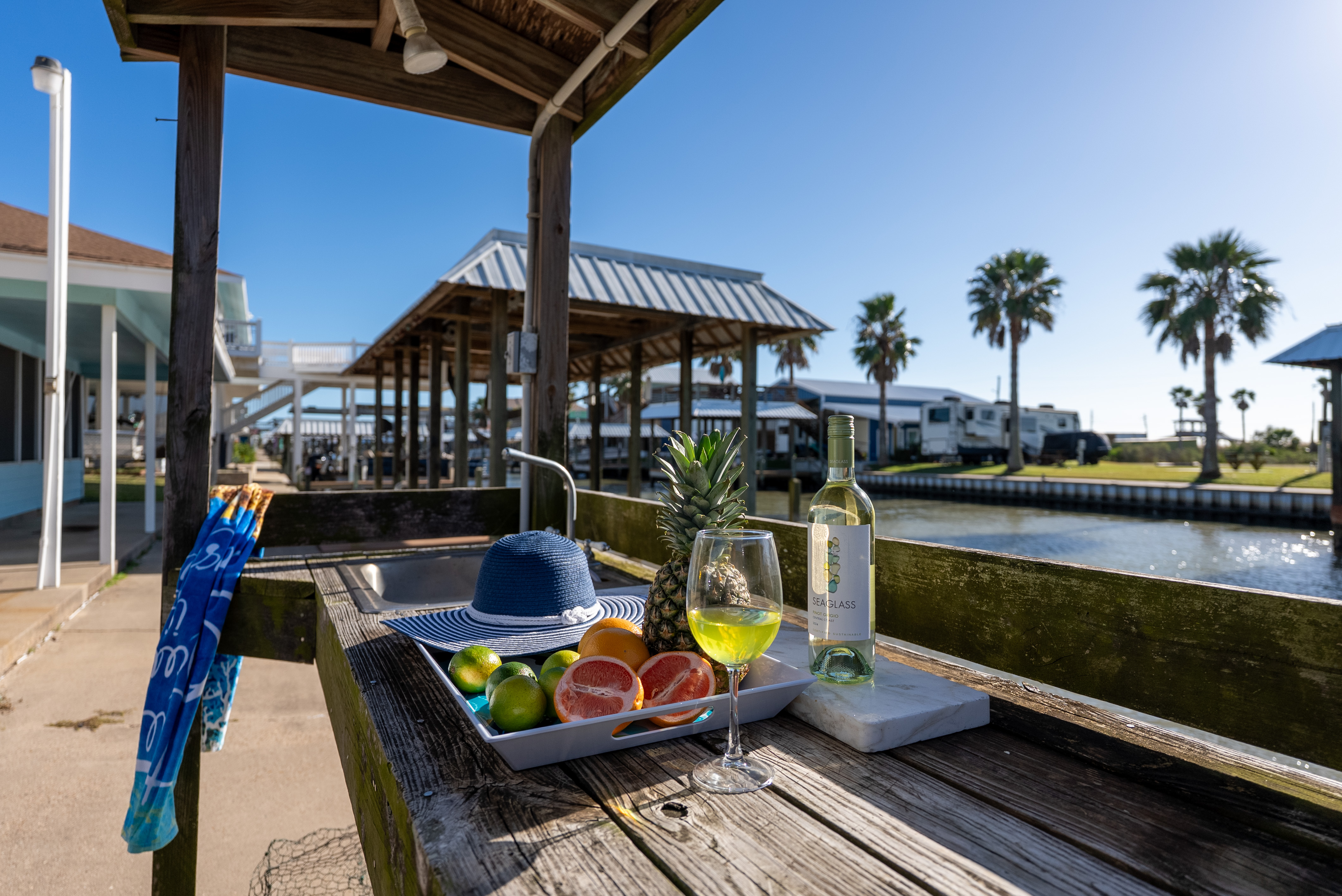 Prime | Canal Front w/ Dock | Outdoor Kitchen