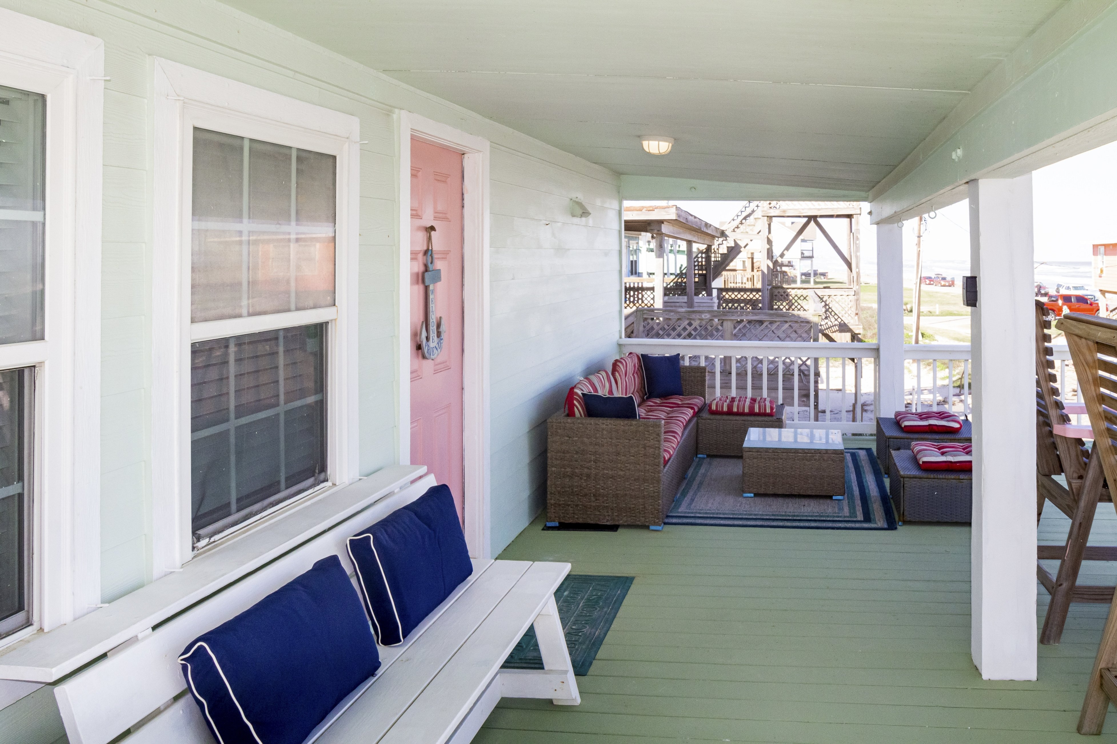 Prime | Beachfront | Beach Access | Sleeps 8