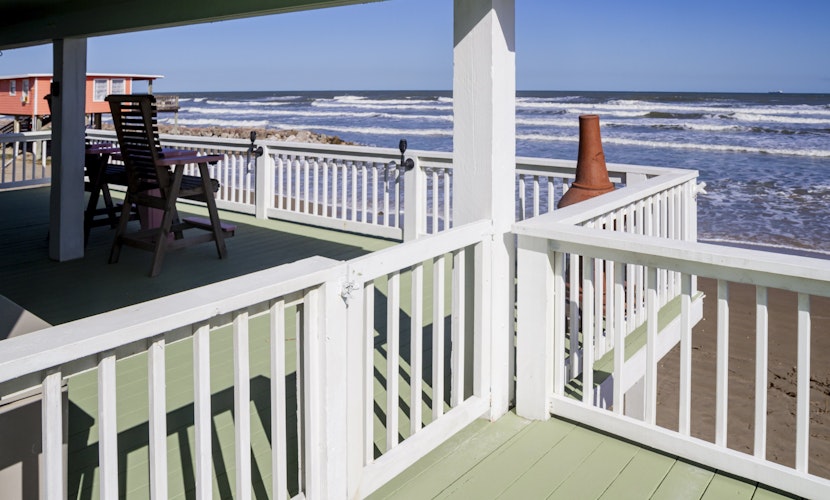 Prime | Beachfront | Beach Access | Sleeps 8