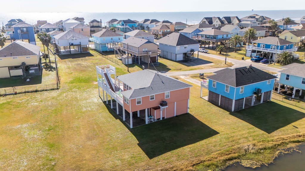Escape | Steps to the Beach | Large Deck | Group Ready