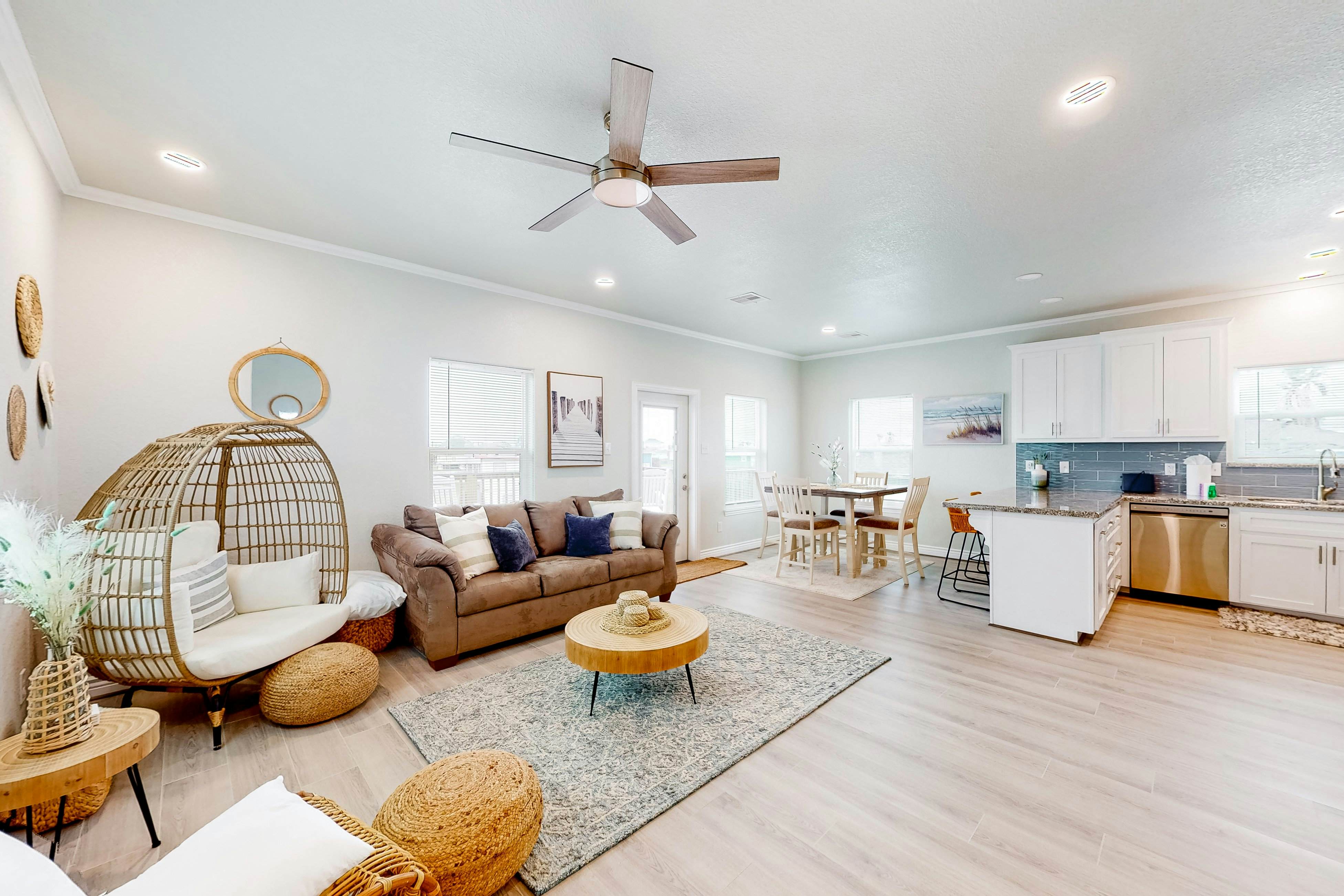 Caisson Modern Beach Cottage