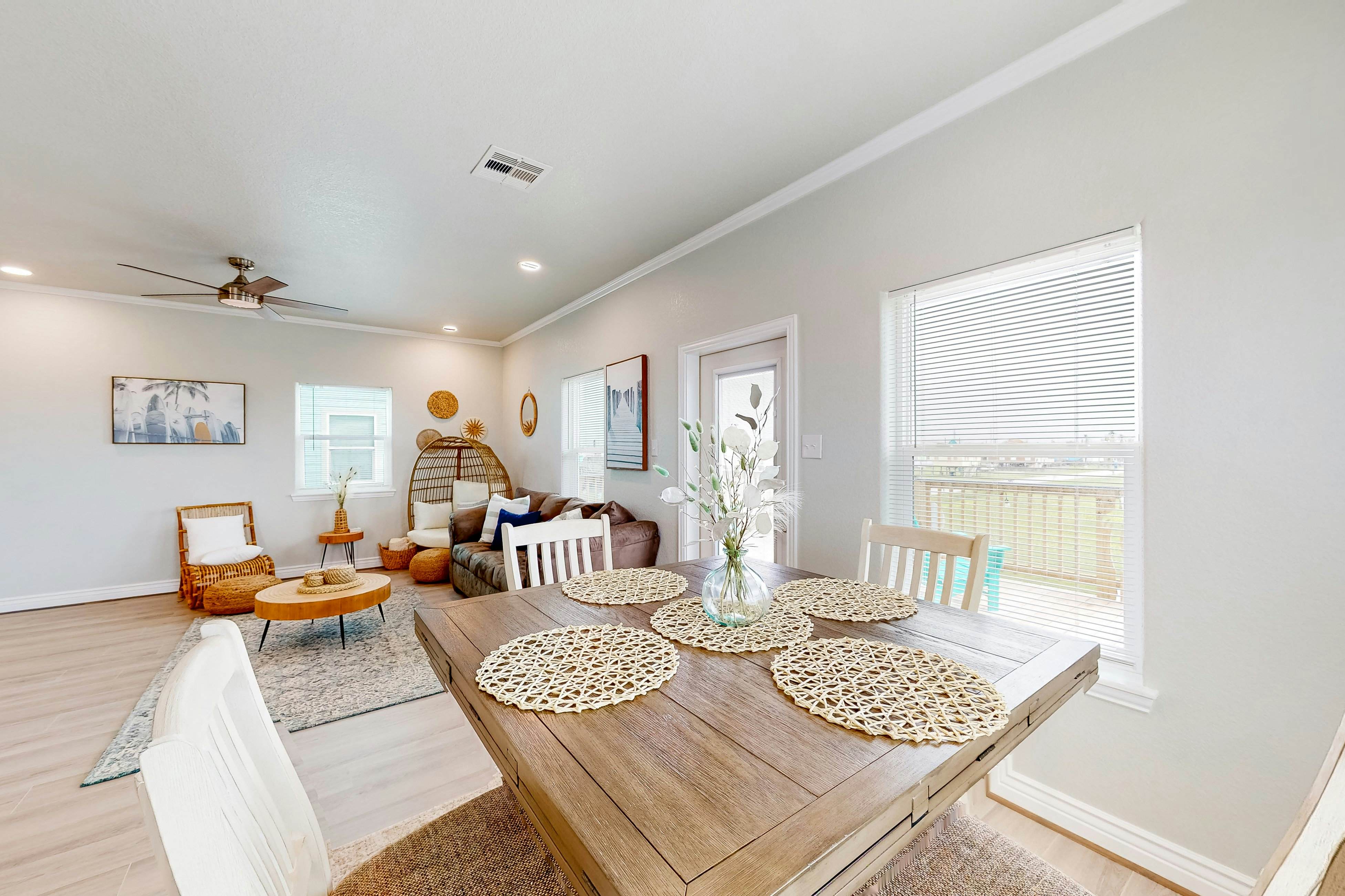 Caisson Modern Beach Cottage