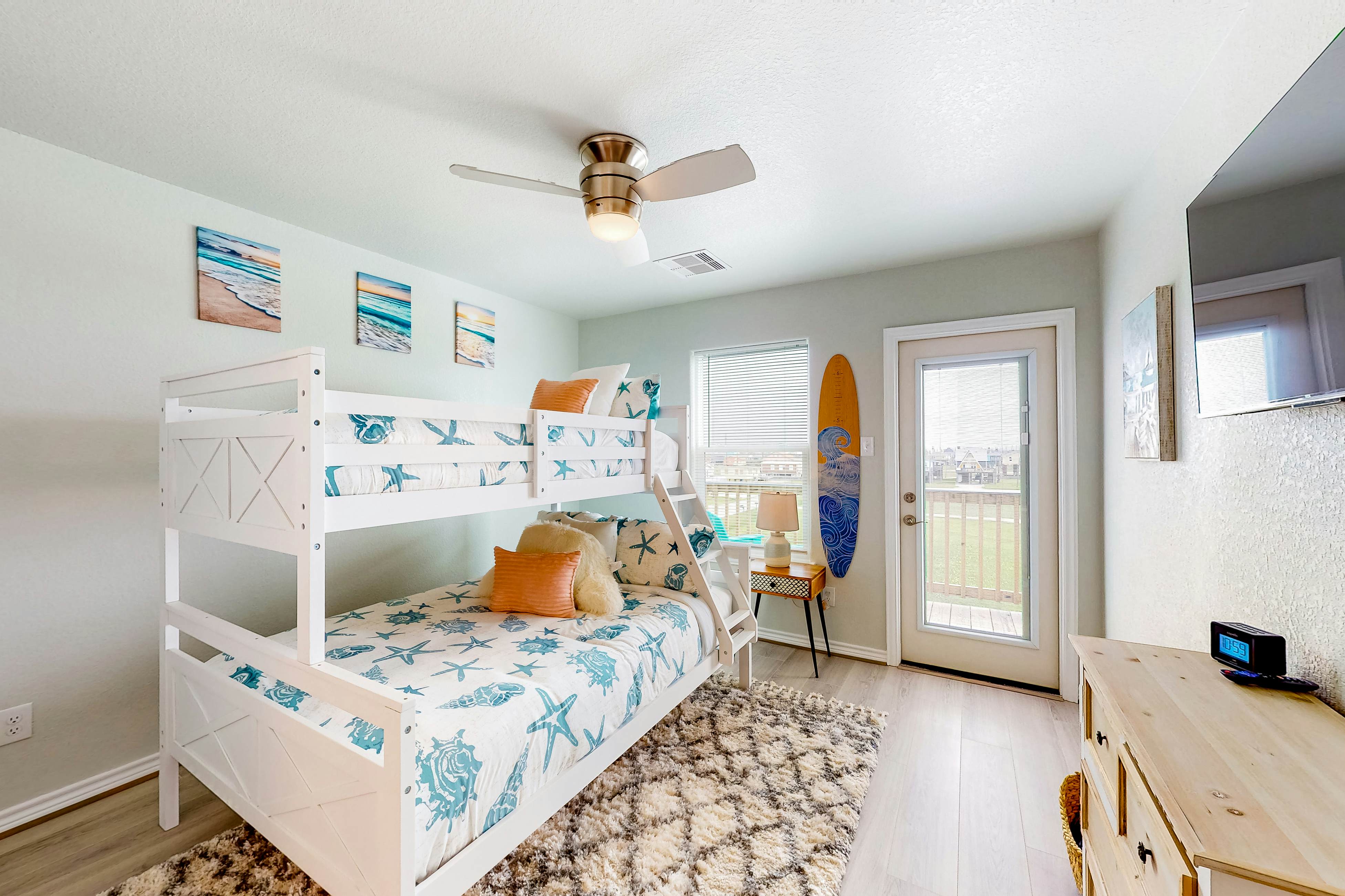 Caisson Modern Beach Cottage