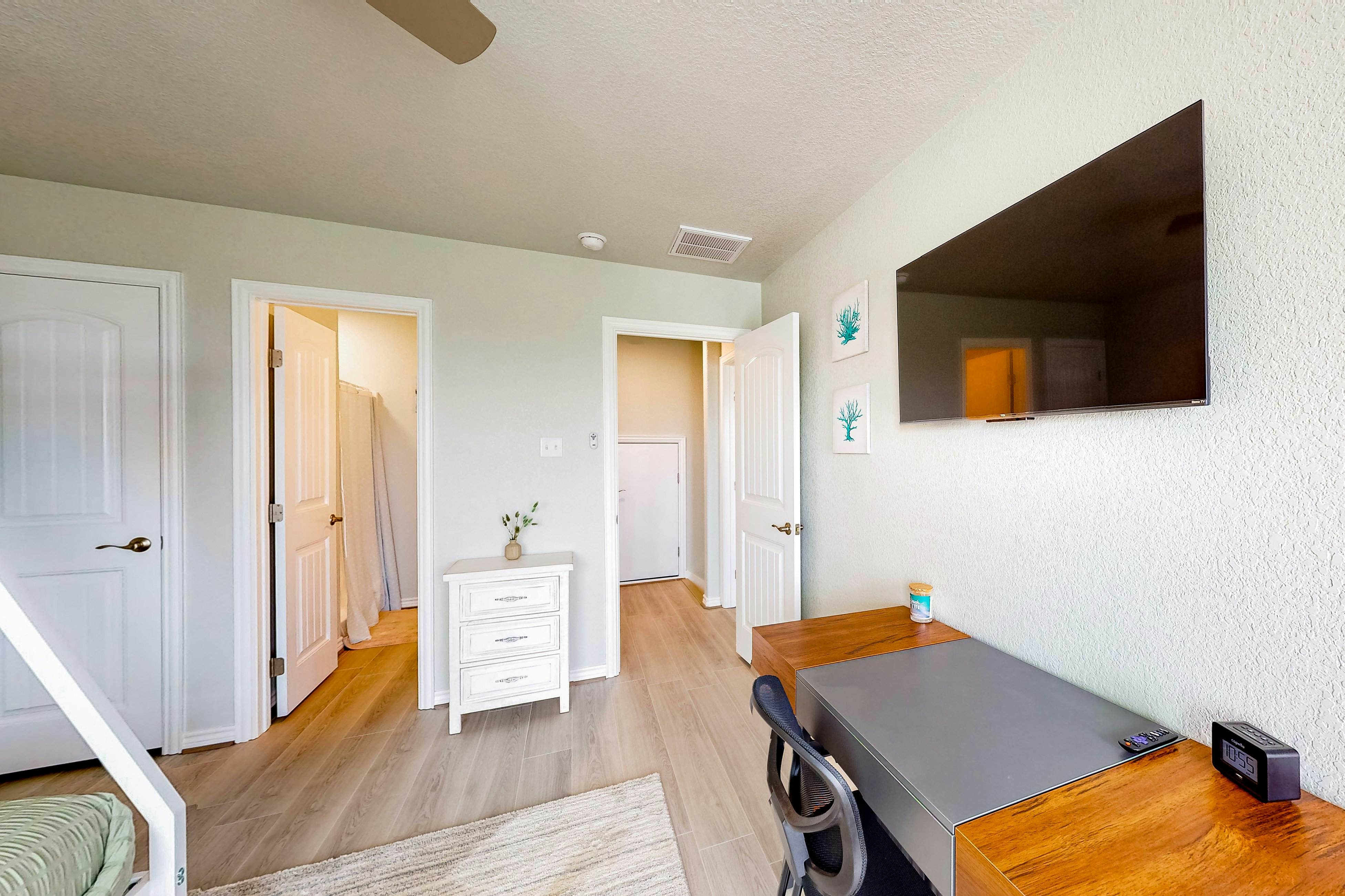 Caisson Modern Beach Cottage