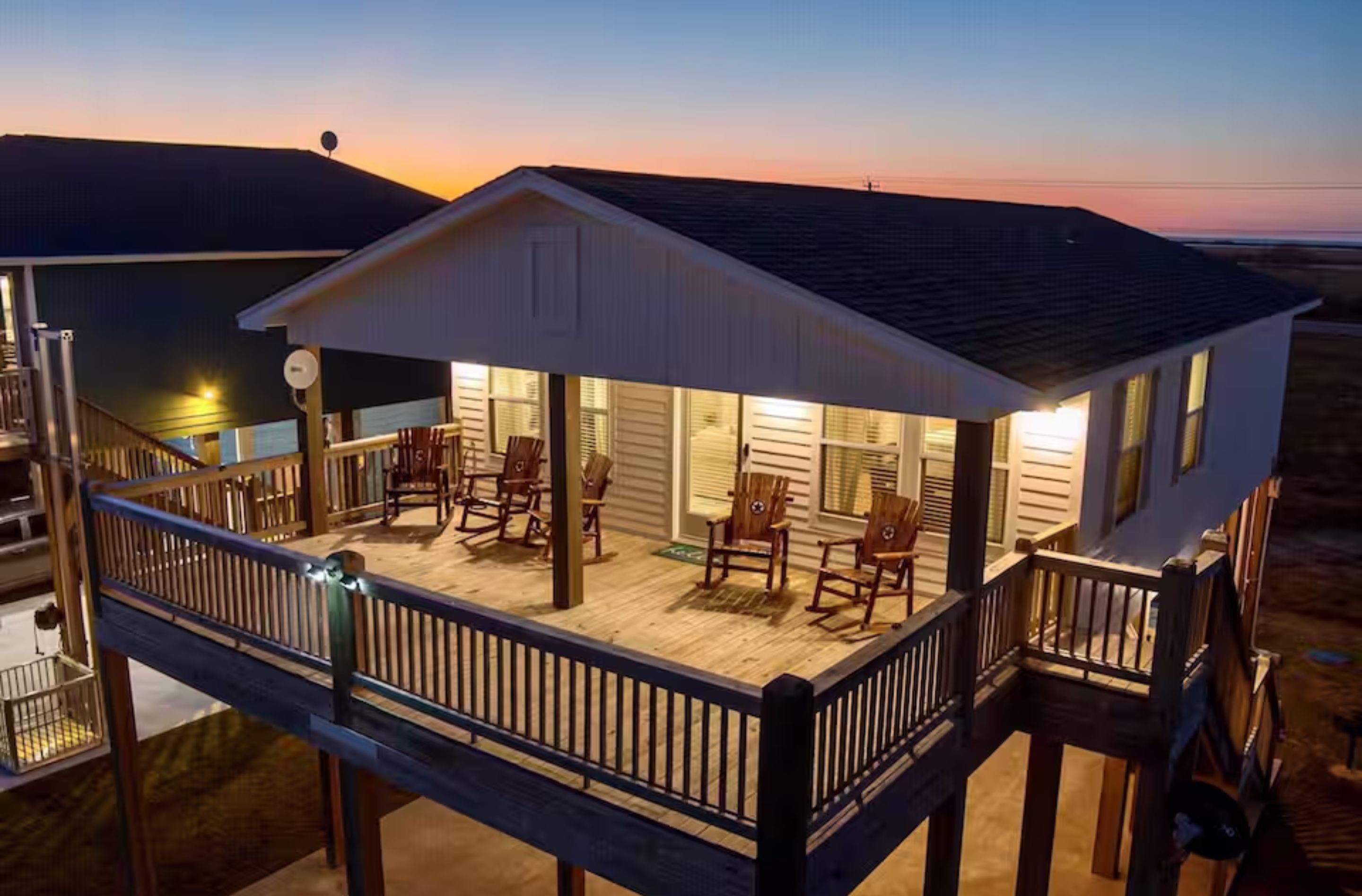 Ultimate | Steps to the Beach | Hot Tub | Family Fun