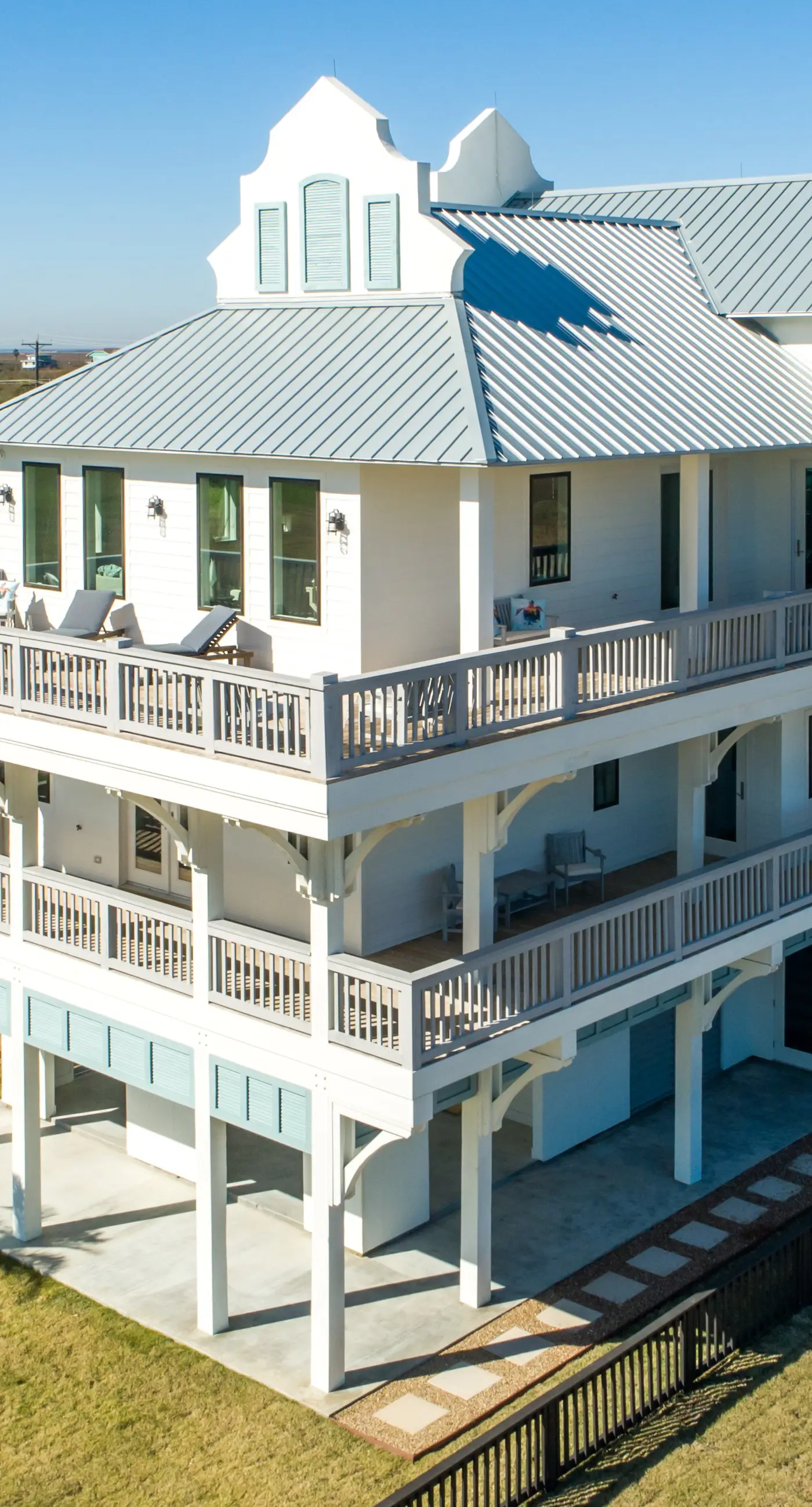 Cake by the Ocean at Seagrass
