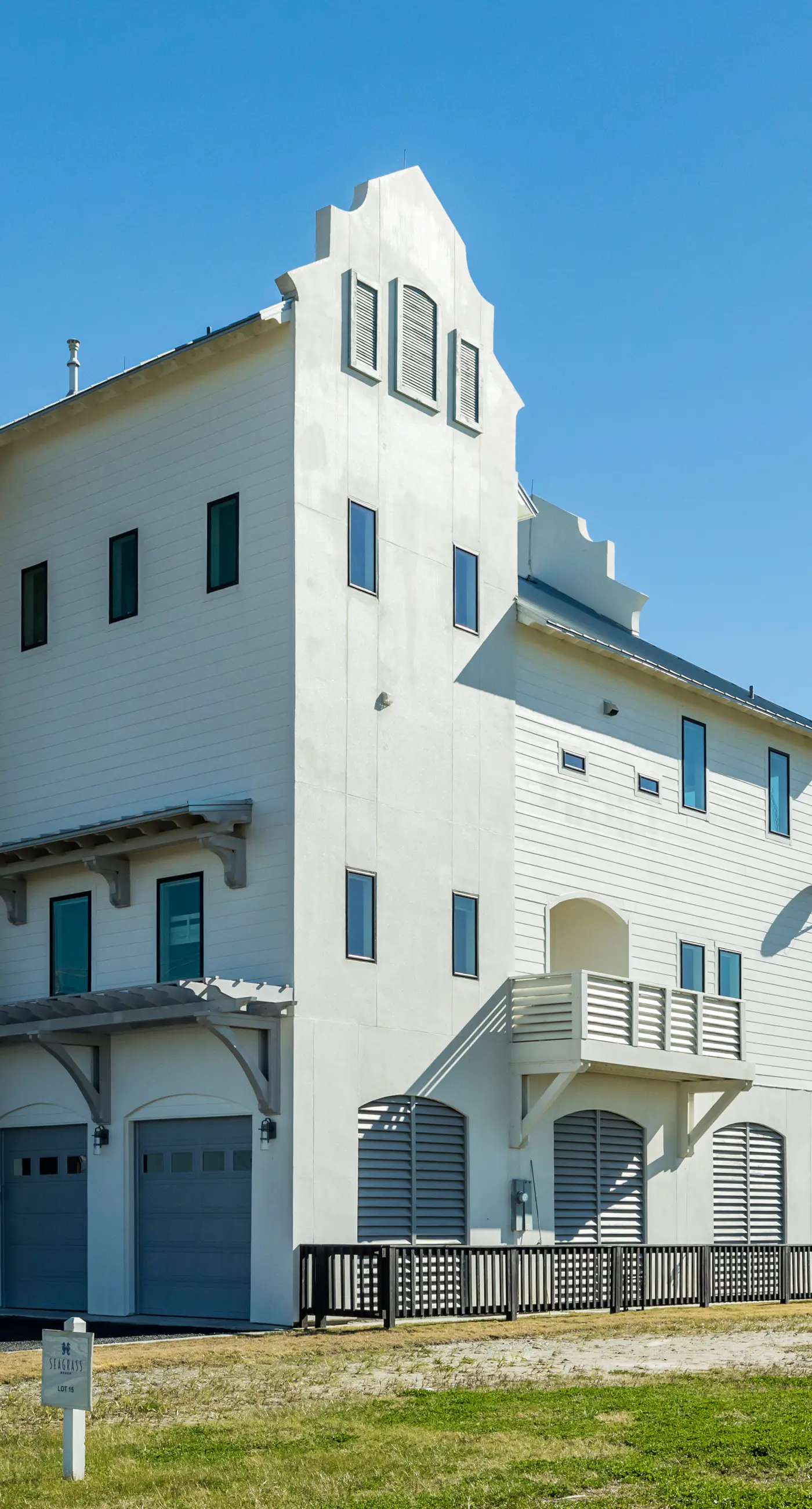 Cake by the Ocean at Seagrass