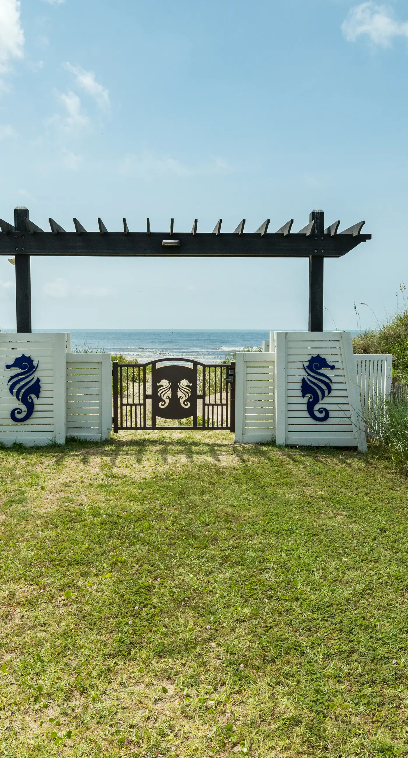 Cake by the Ocean at Seagrass