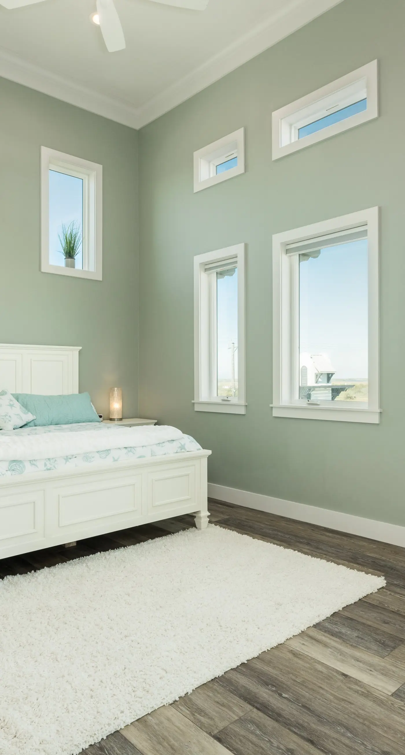 Cake by the Ocean at Seagrass