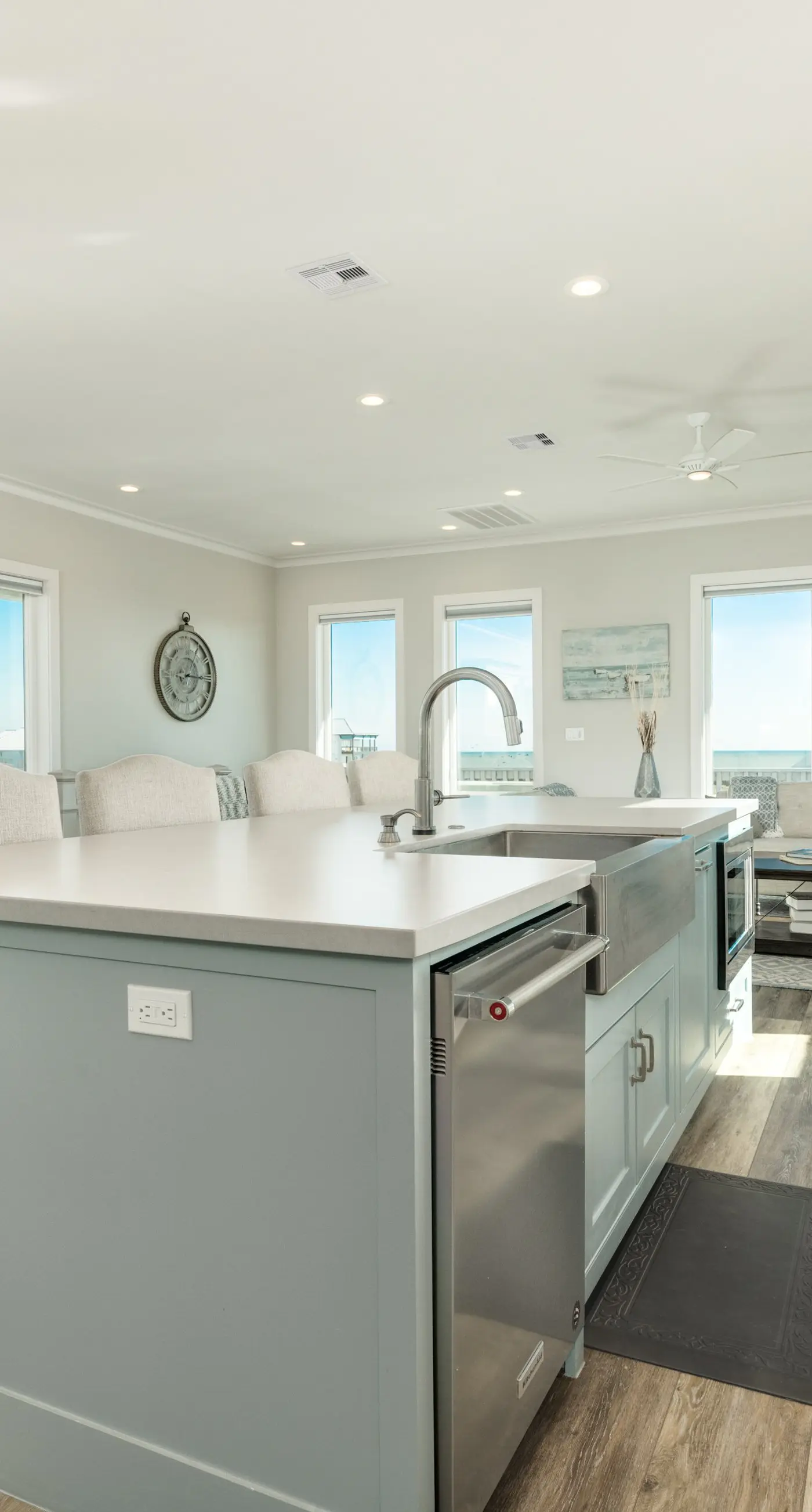 Cake by the Ocean at Seagrass