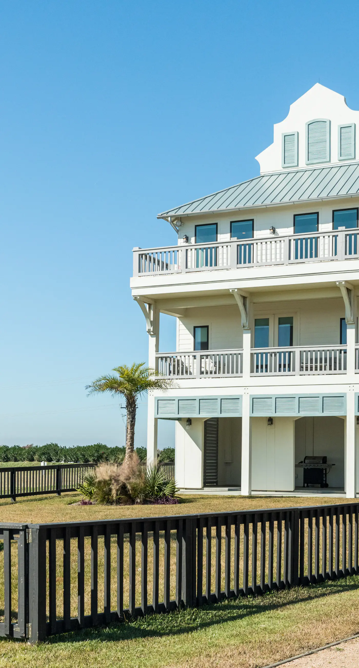Cake by the Ocean at Seagrass
