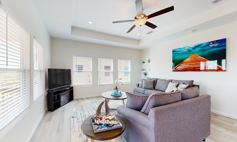 Escape | Bay Views | Family Retreat | Dog Friendly