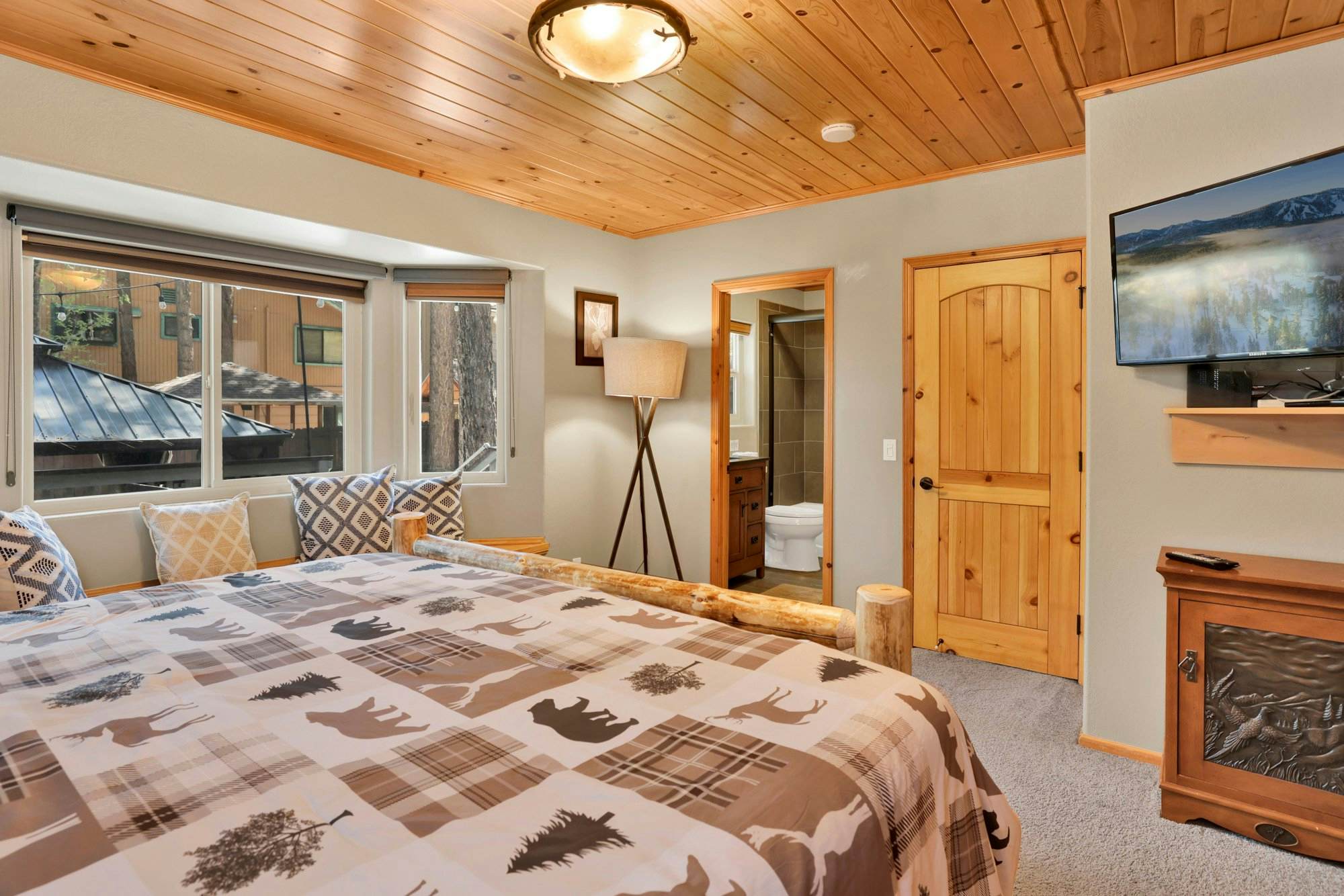 2581-Golden West Cottage